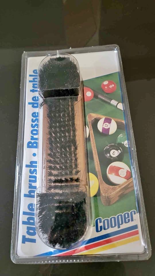 New Cooper Snooker billiards pool table brush, wood