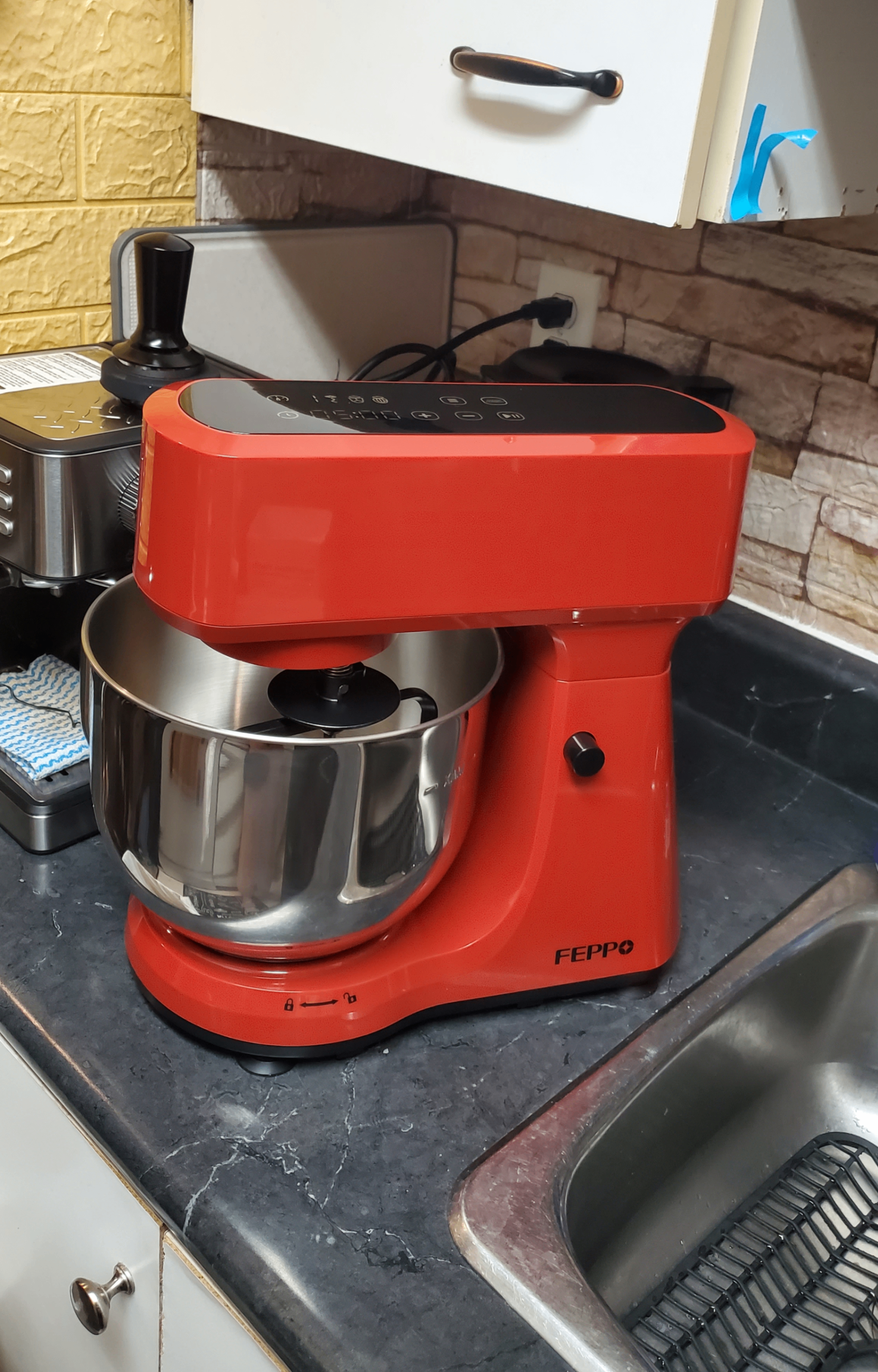 NEW! 5.6 QT Smart Stand Mixer (Touch Screen & Dough Proofing) - photo 2