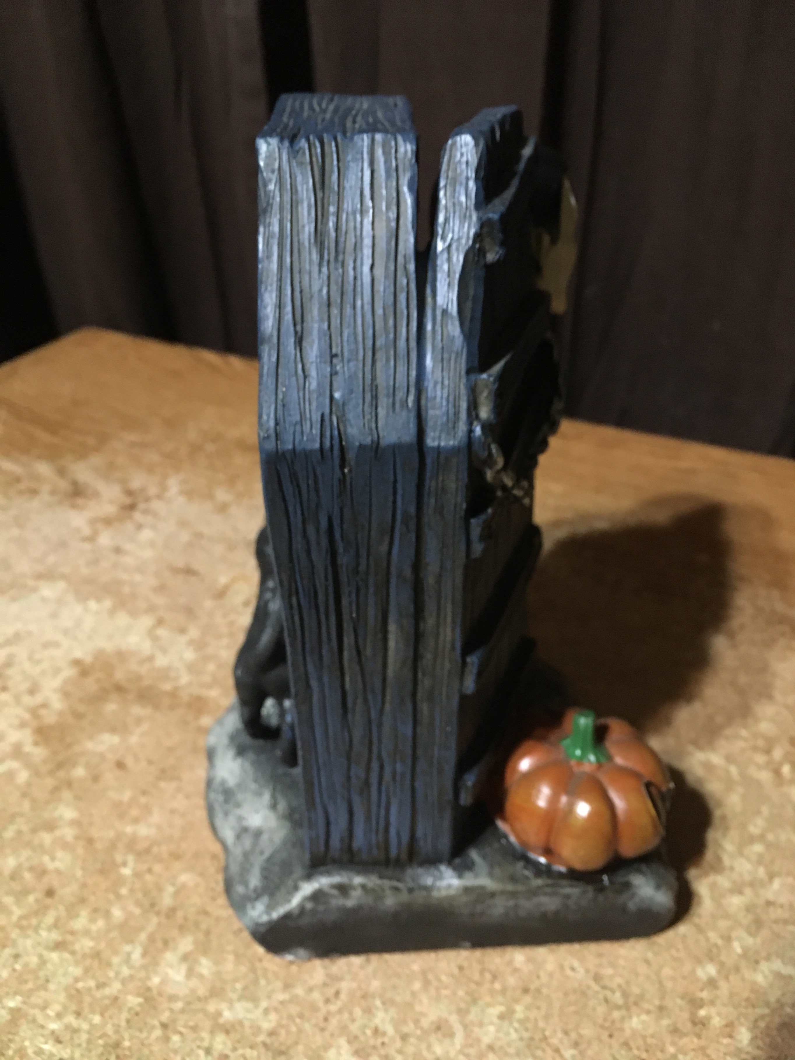 DRACULA VAMPIRE BOOKEND DOORSTOP RESIN PLASTIC FIGURE HALLOWEEN - photo 4