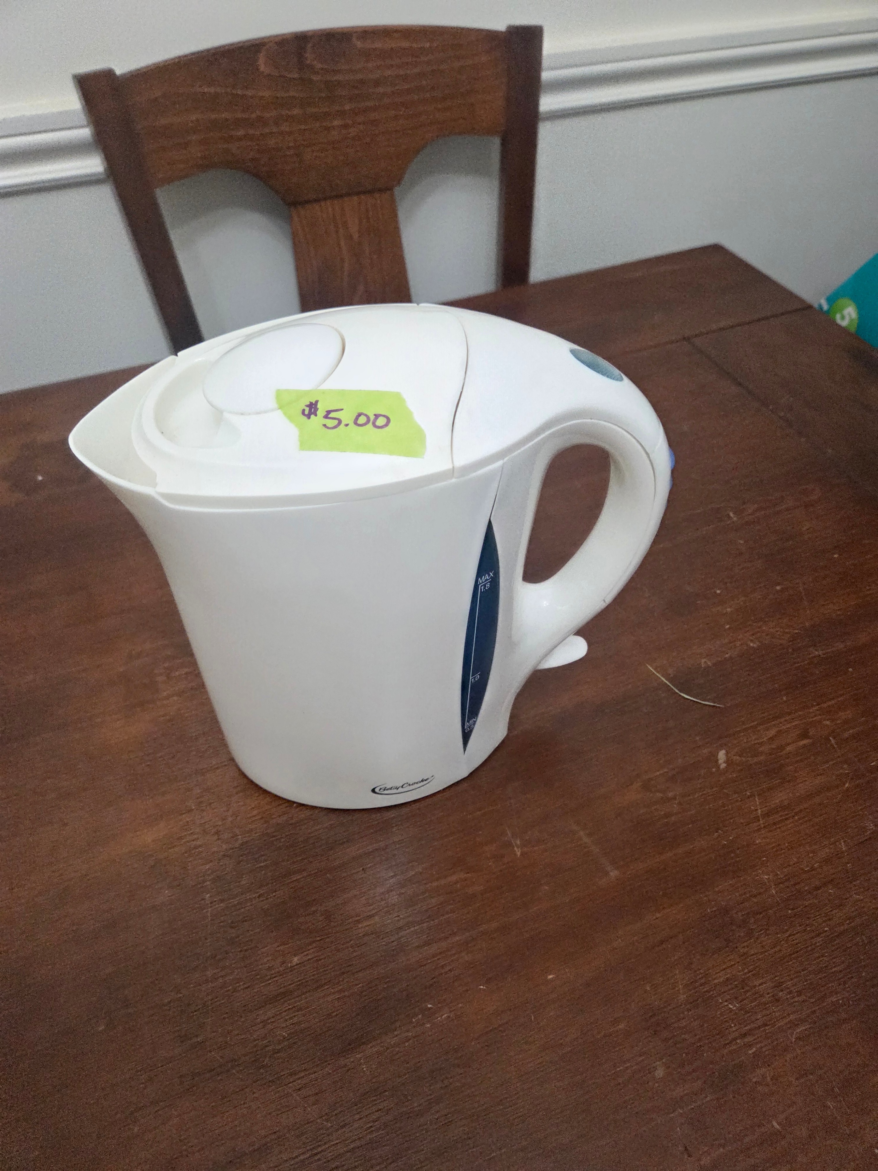 Betty Crocker Electric Kettle
