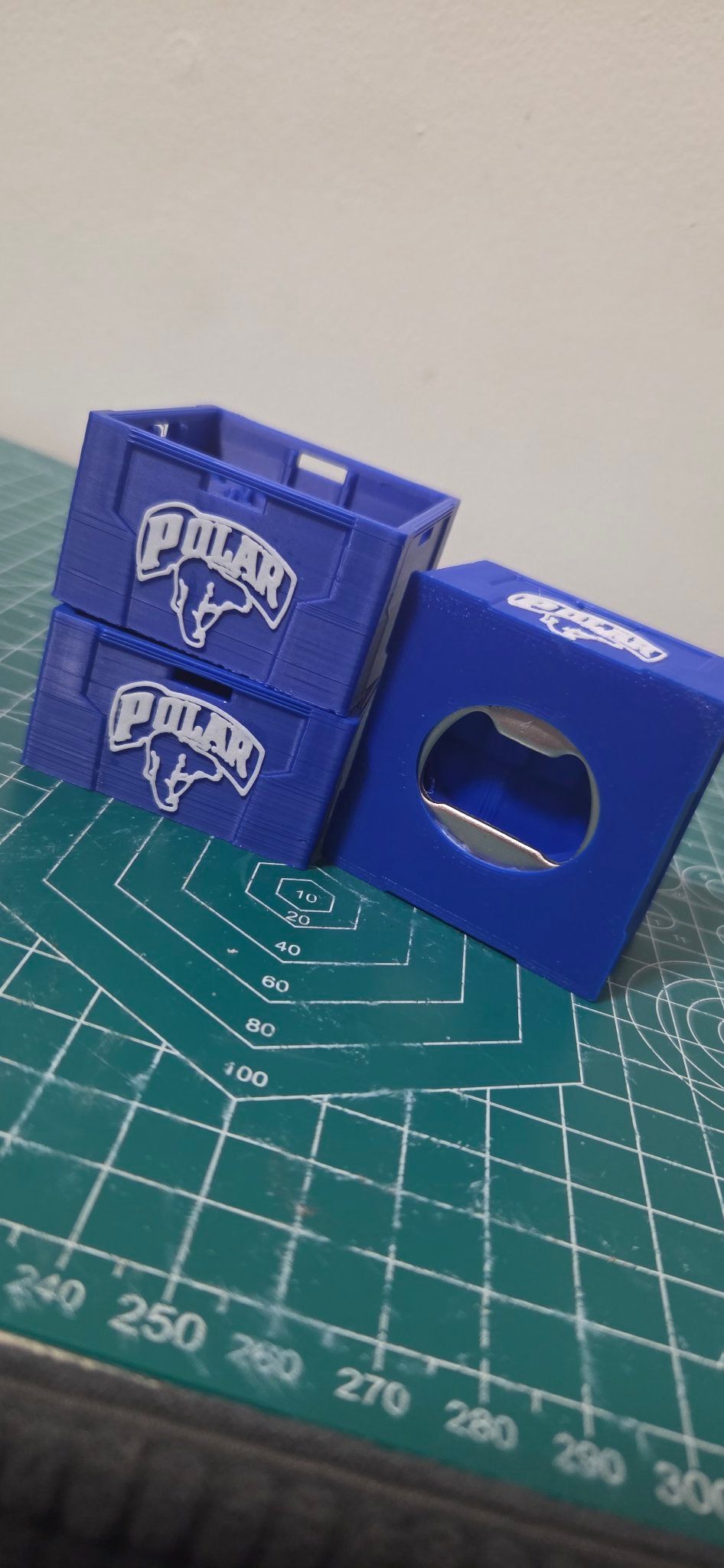 Llavero Caja de Cerveza Polar con Destapador - Impreso en 3D - photo 4