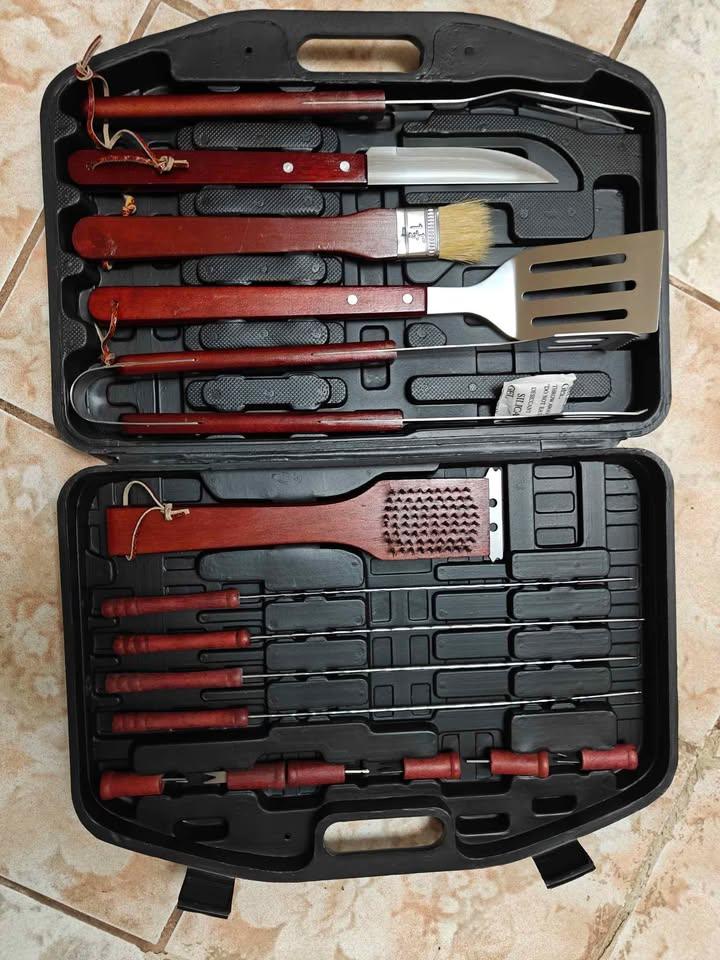 Deluxe BBQ Tool Set