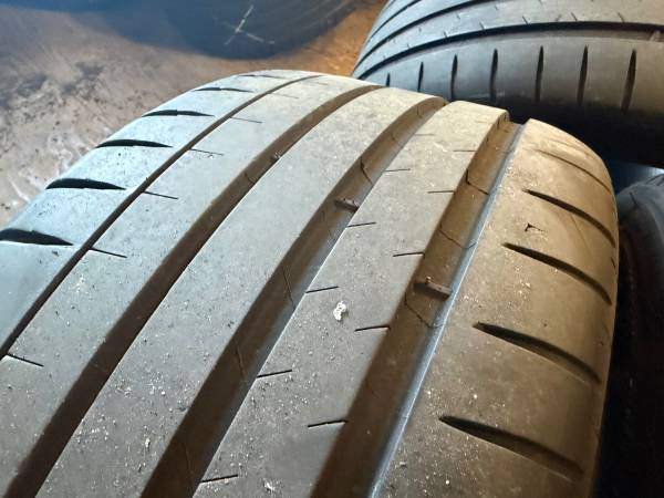 SET of 225/40/18 92Y XL Michelin Pilot sport 4S with 60% tread - photo 5