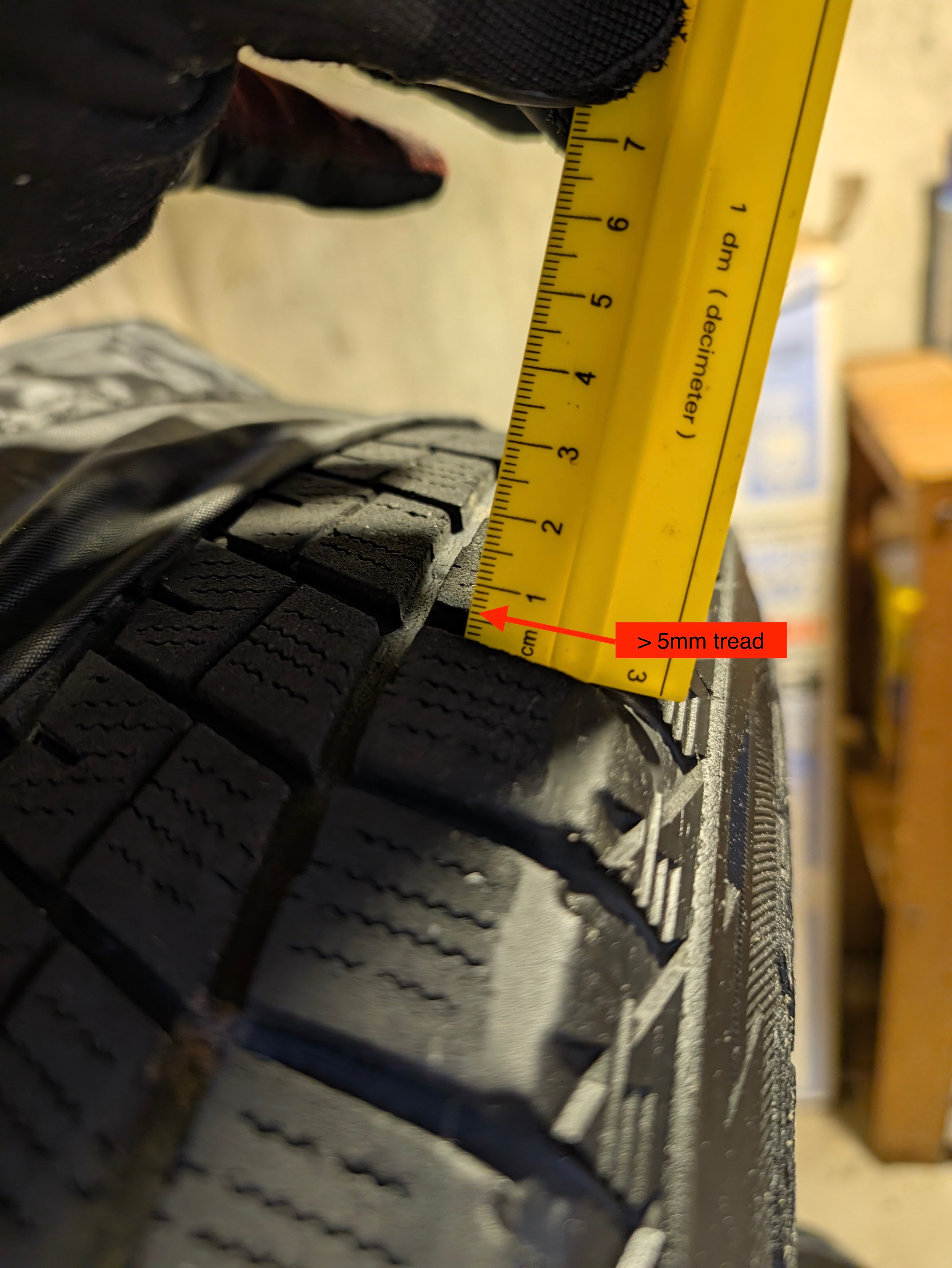 Bridgestone Blizzak Winter Tires on 17" ASA Rims - photo 3