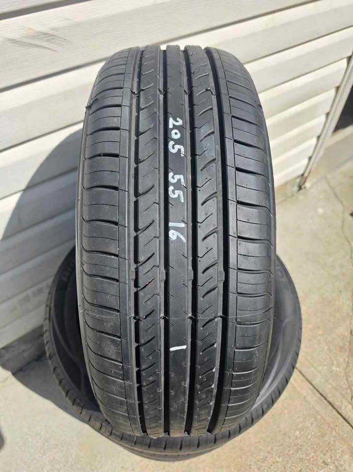 Set of 4 Goodride RideMax G-118 Tires 205/55R16