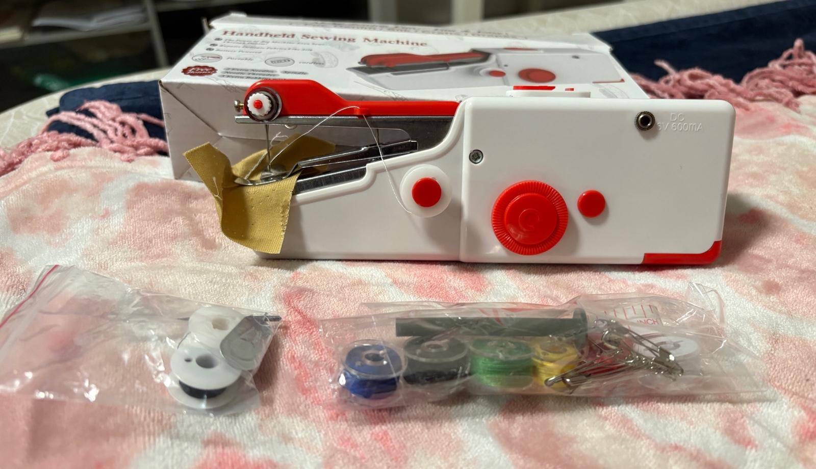 CHENSHENG Handy Stitching Handheld Sewing Machine - photo 4