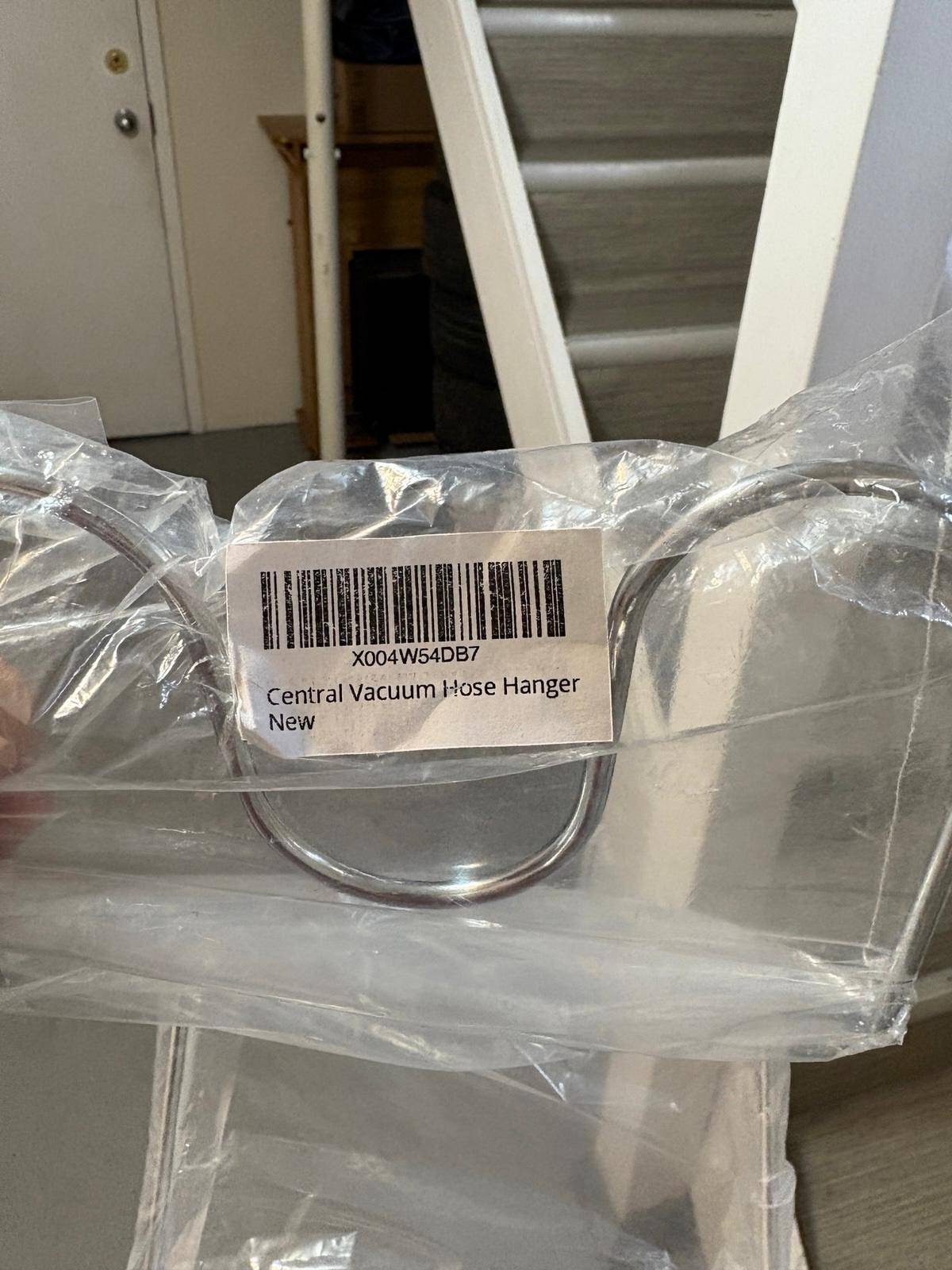 New Central Vacuum Hose Hanger – Chrome Wall-Mount Holder - photo 2