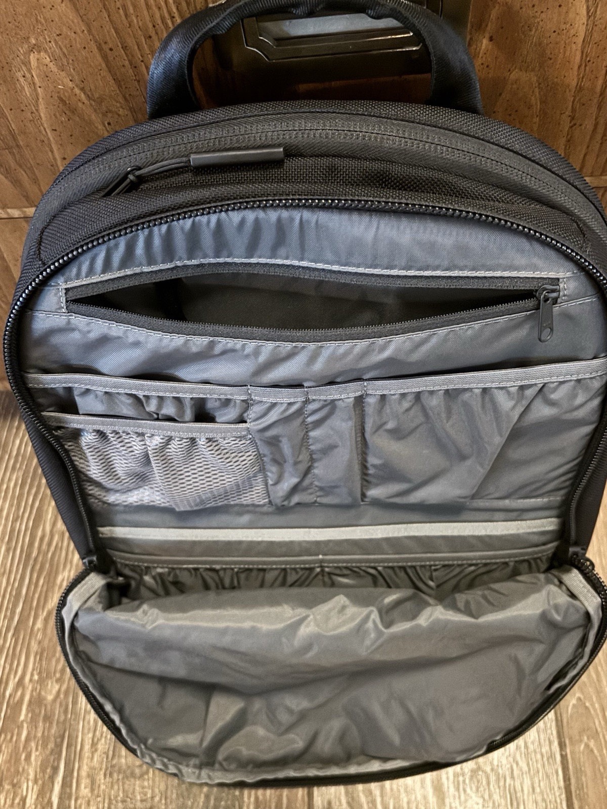 AER Daypack | 14L | 1680D Nylon Coated Weather Resistant Cordura - photo 4