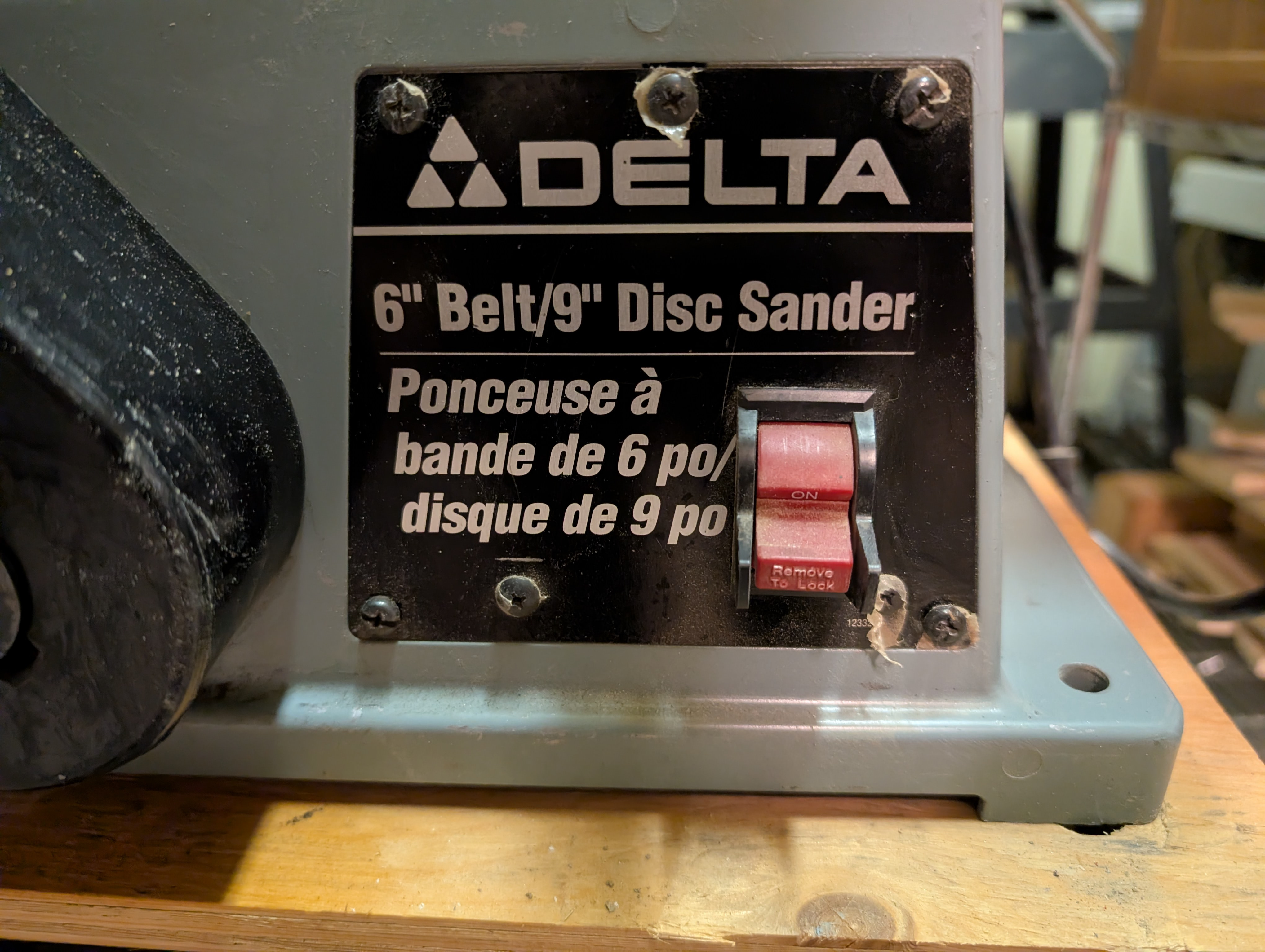 Delta 9" disc/ 6"x48" Belt Sander - photo 2
