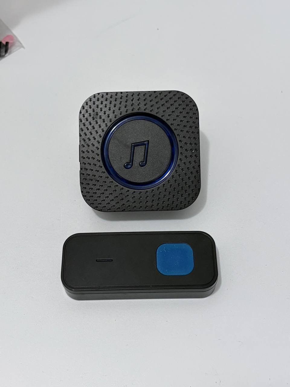 Wireless Doorbell Kit – Plug-In Receiver & Push Button