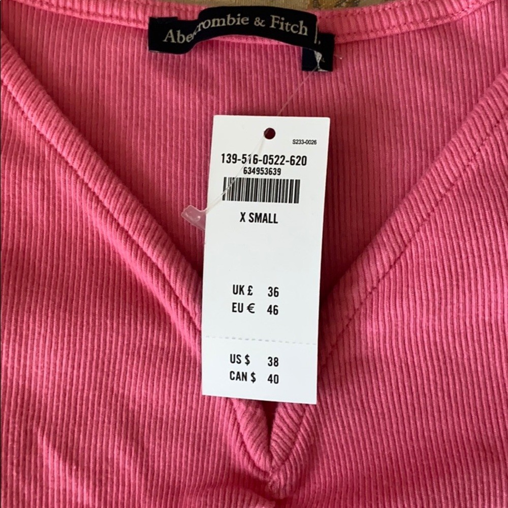 A&f NWT!!! off shoulder pink crop top - photo 2