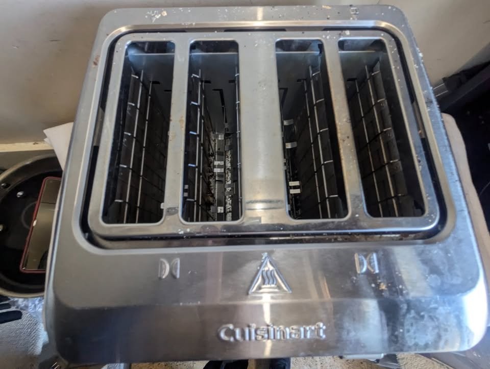 Cuisinart 4-Slice Touchscreen Toaster with Self Adjusting Slots - photo 5