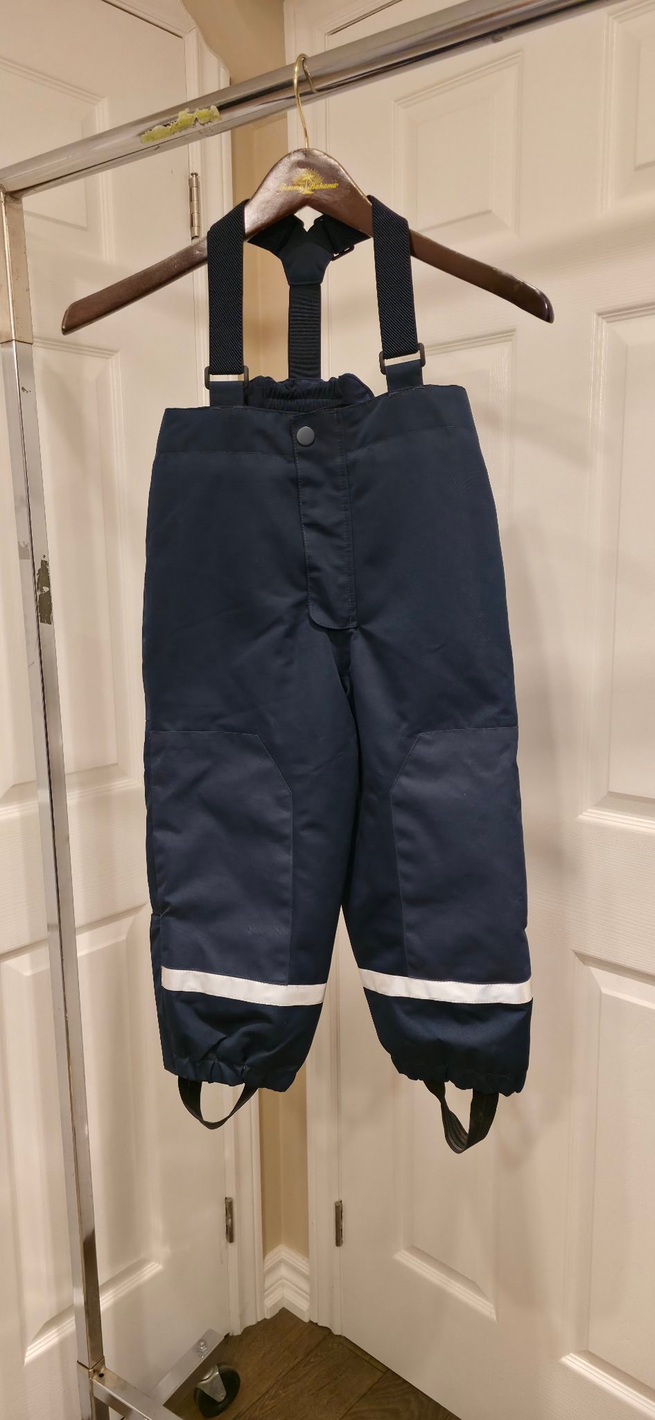Kids H&M navy snow pants size 4T, suspenders