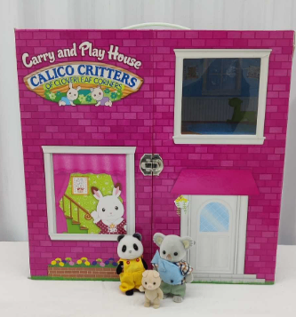 Calico Critters Carry & Play Dollhouse
