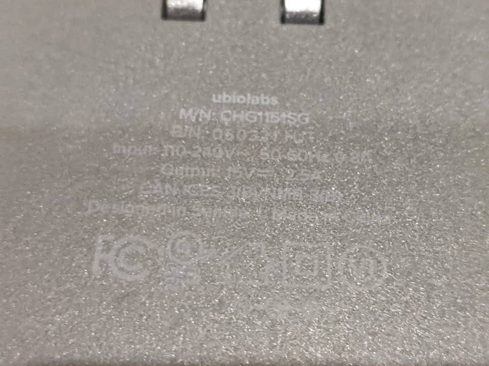 Ubio Labs 15 W Wireless Charging Stand or similar one - photo 5