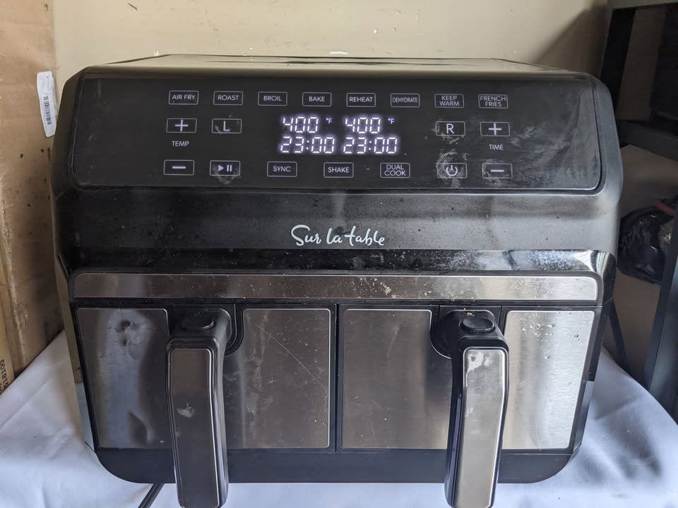 Sur La Table Dual Basket Air Fryer 7.6L Sync Frying, 7 Functions