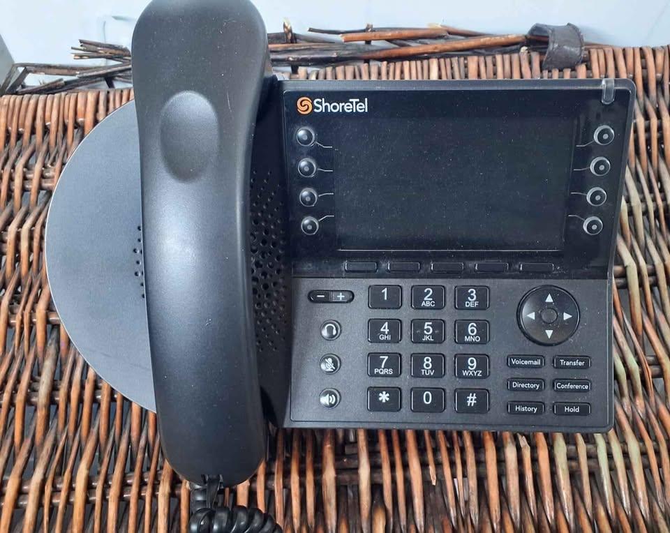 Lot of (18) Shortel IP 480G Office Phones W/ Stands