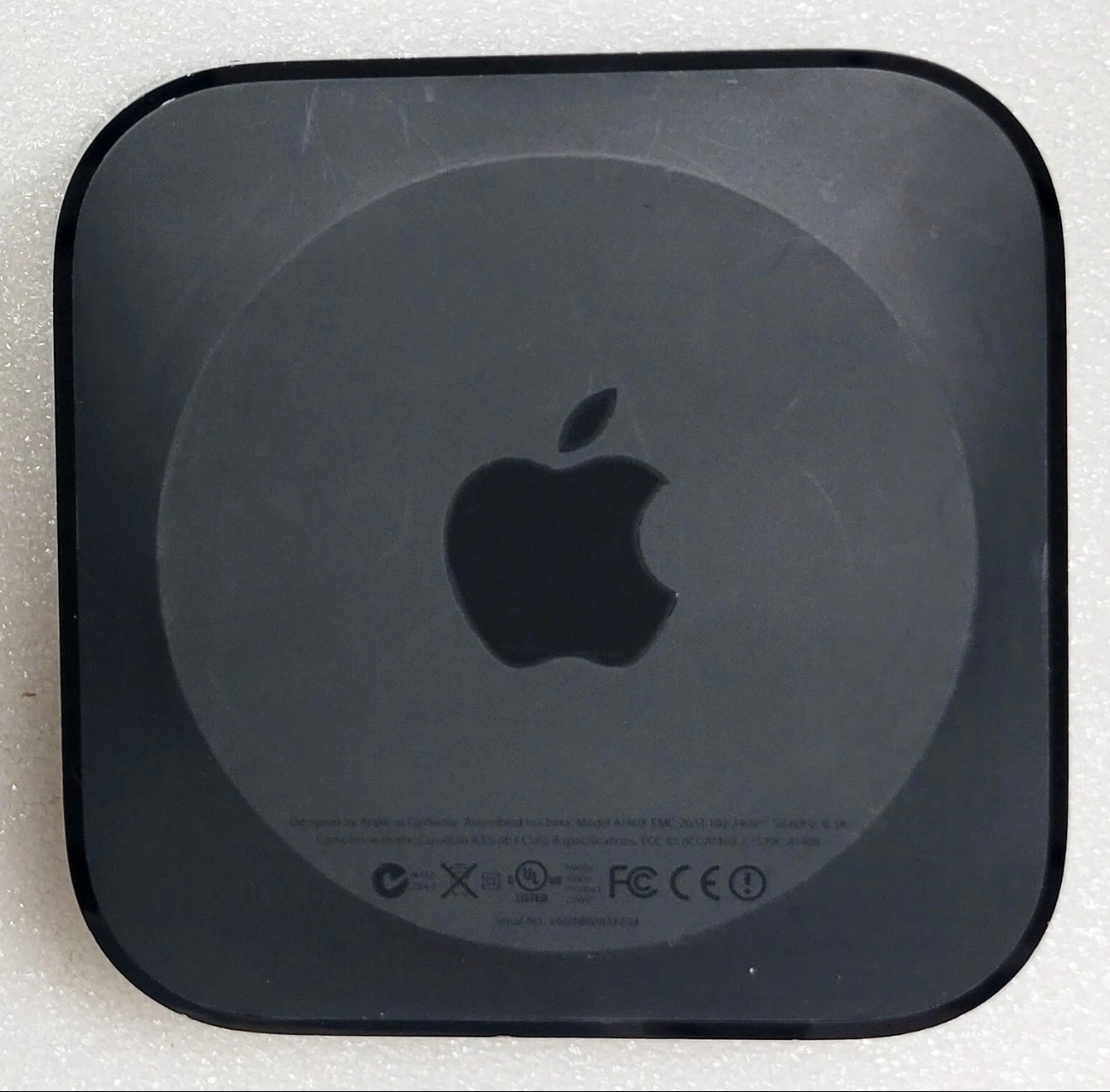 Apple TV 3rd Generation (A1469) with Remote - photo 2