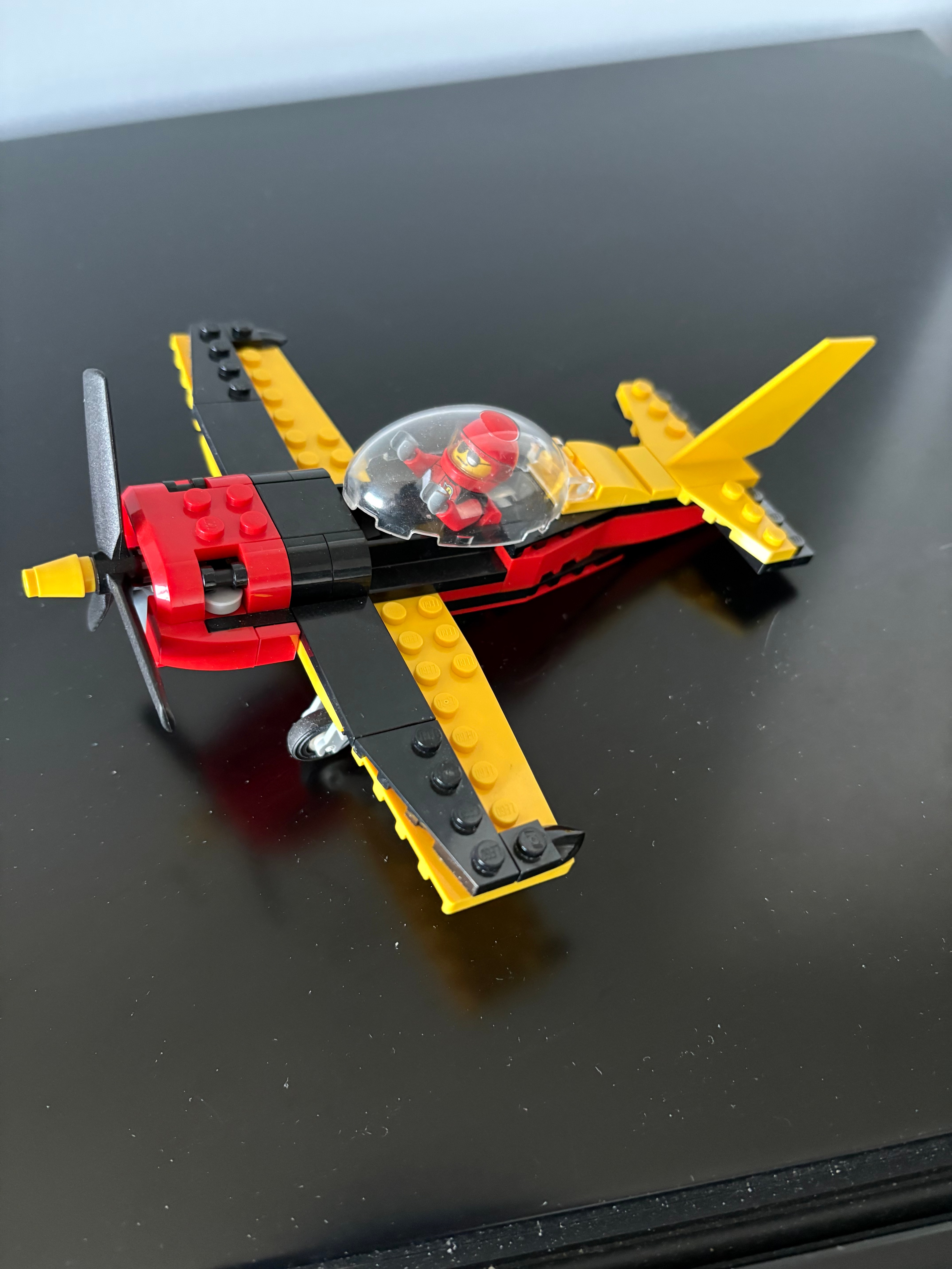 LEGO airplane with pilot minifigure - photo 2