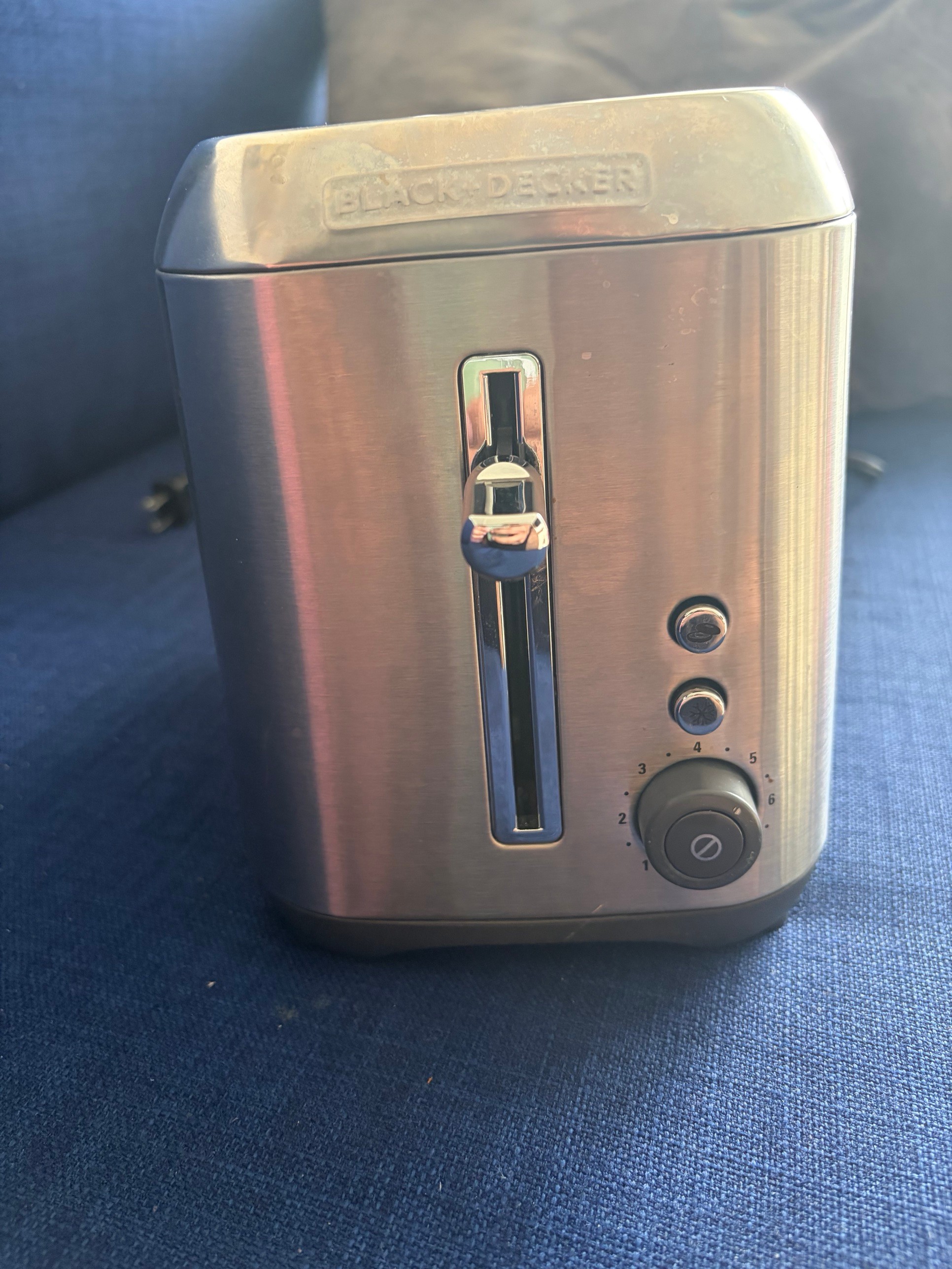 Black+Decker 2-Slice Stainless Steel Toaster – Extra Wide Slots - photo 3