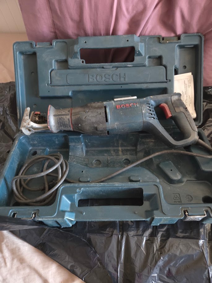 Bosch RS5 Corded Reciprocating Saw (9 Amp) with Hard Case