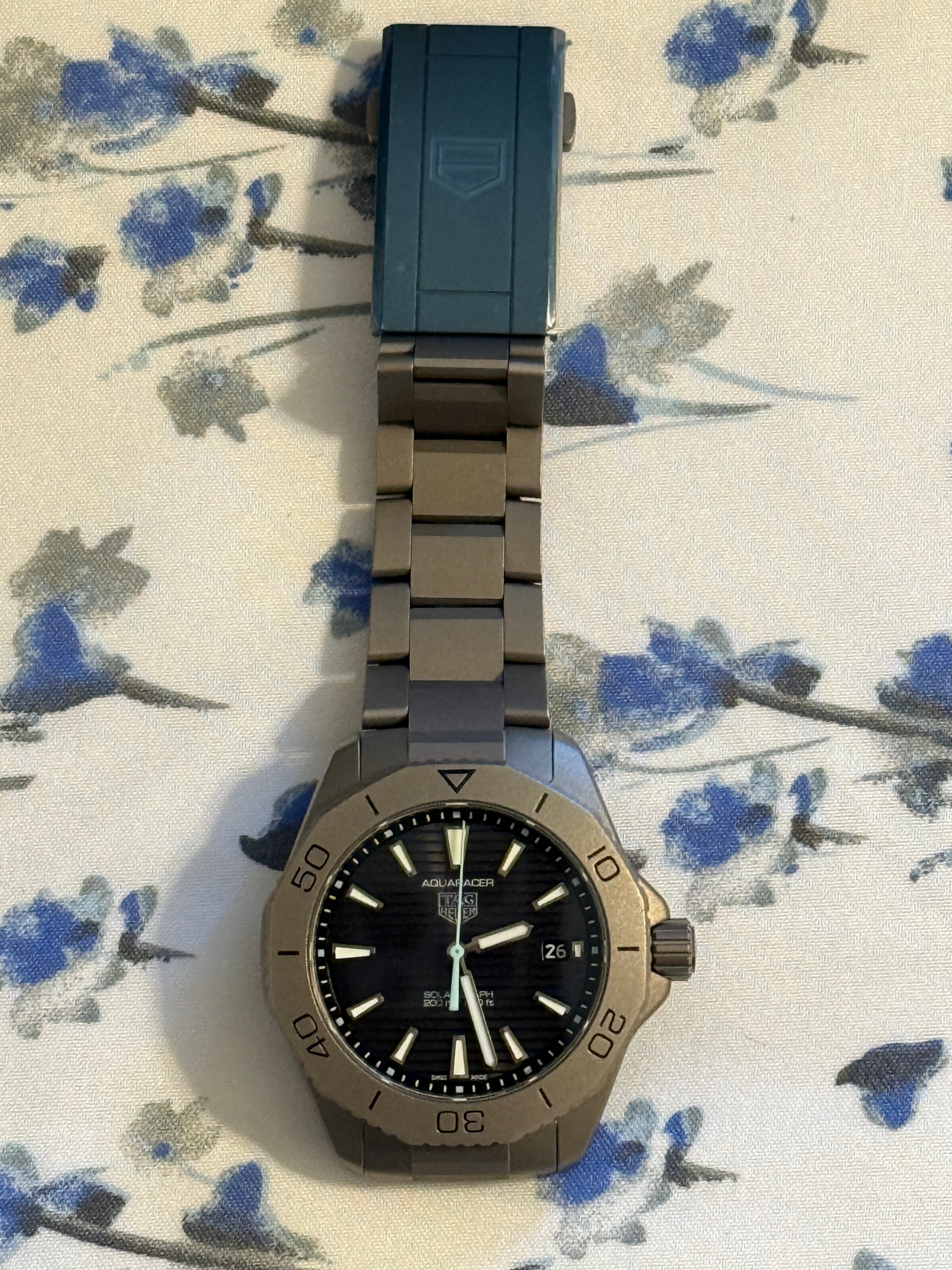 TAG Heuer Titanium Aquaracer Professional 200 Solargraph Watch - photo 4