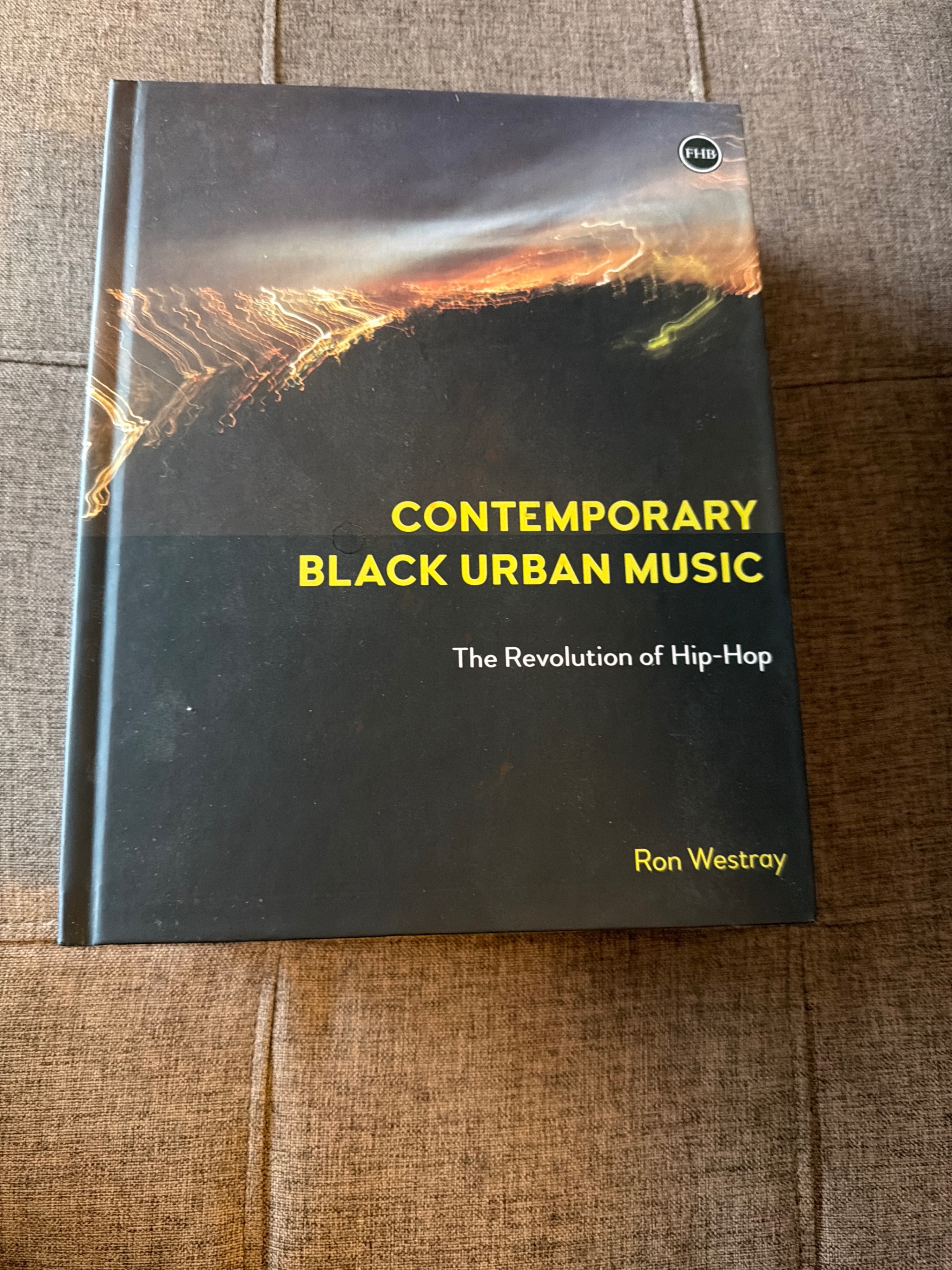 Set of 4 Academic Textbooks - photo 2