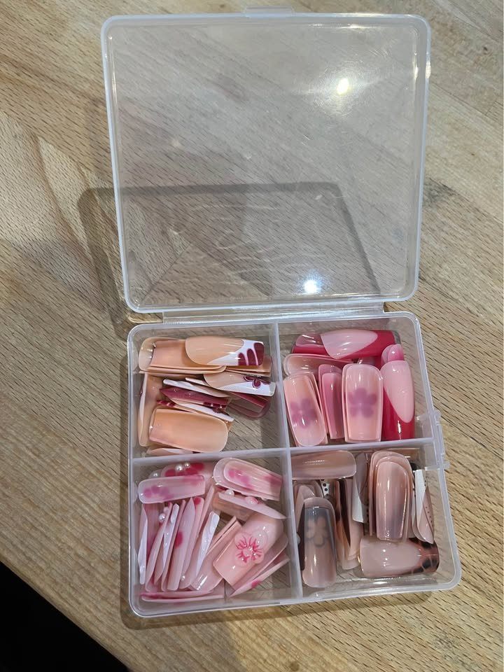 NEW 96 pc Assorted Floral and French Tip Press-On Nail Sets