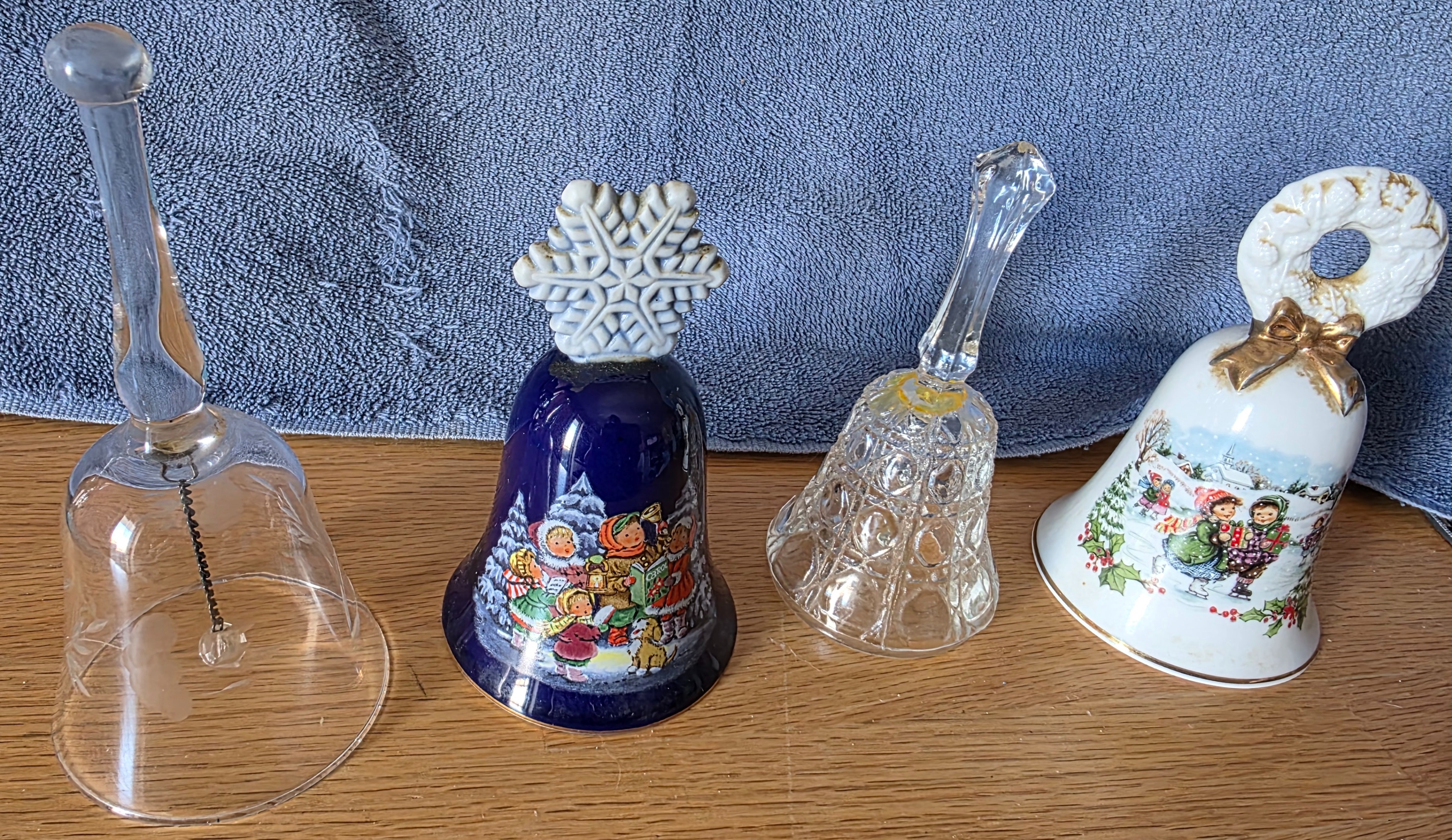 Set of 4 Vintage Decorative Christmas Bells