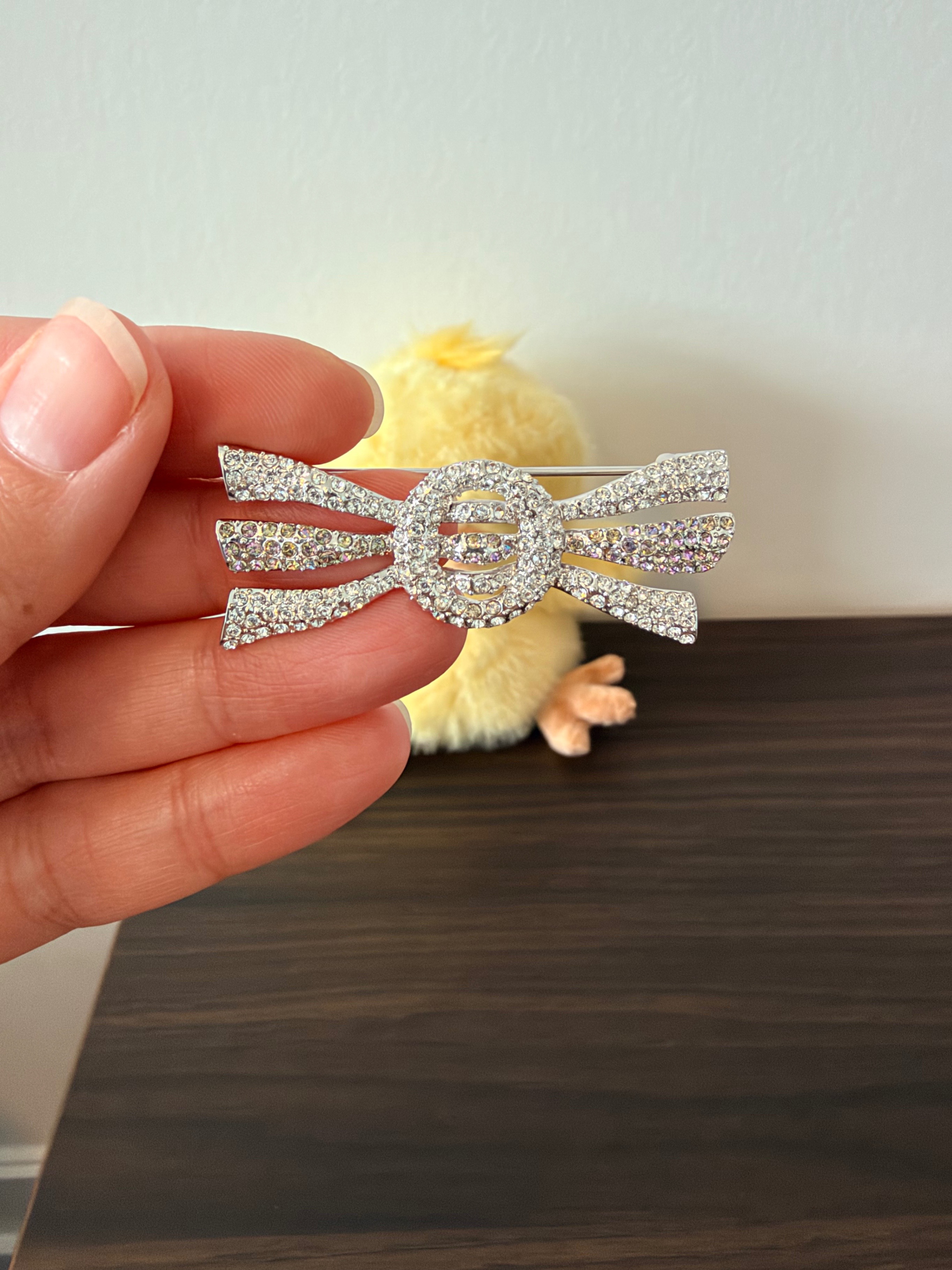 Vintage Swarovski Pavé Bow Brooch - photo 4