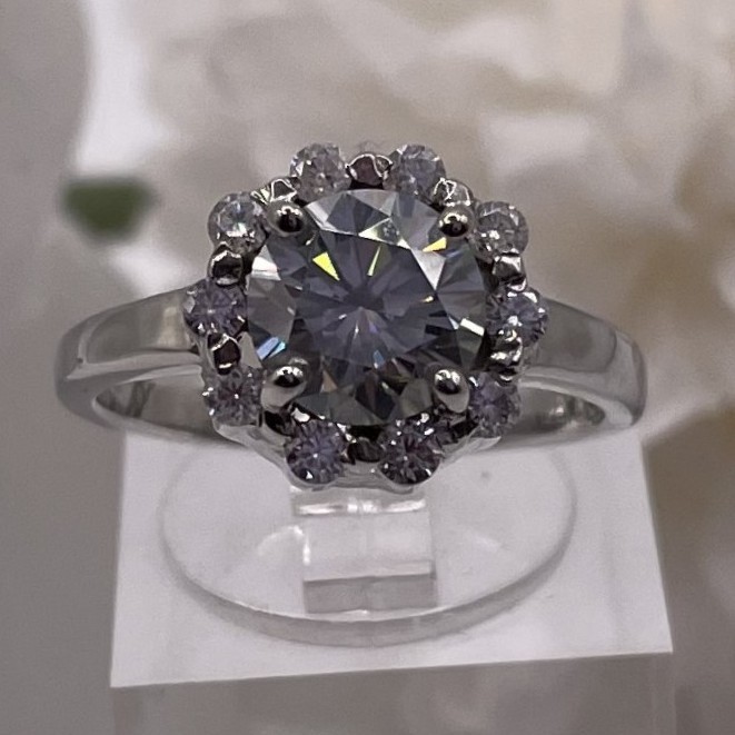 Brand New Moissanite Sterling Silver Ring (Size 7)