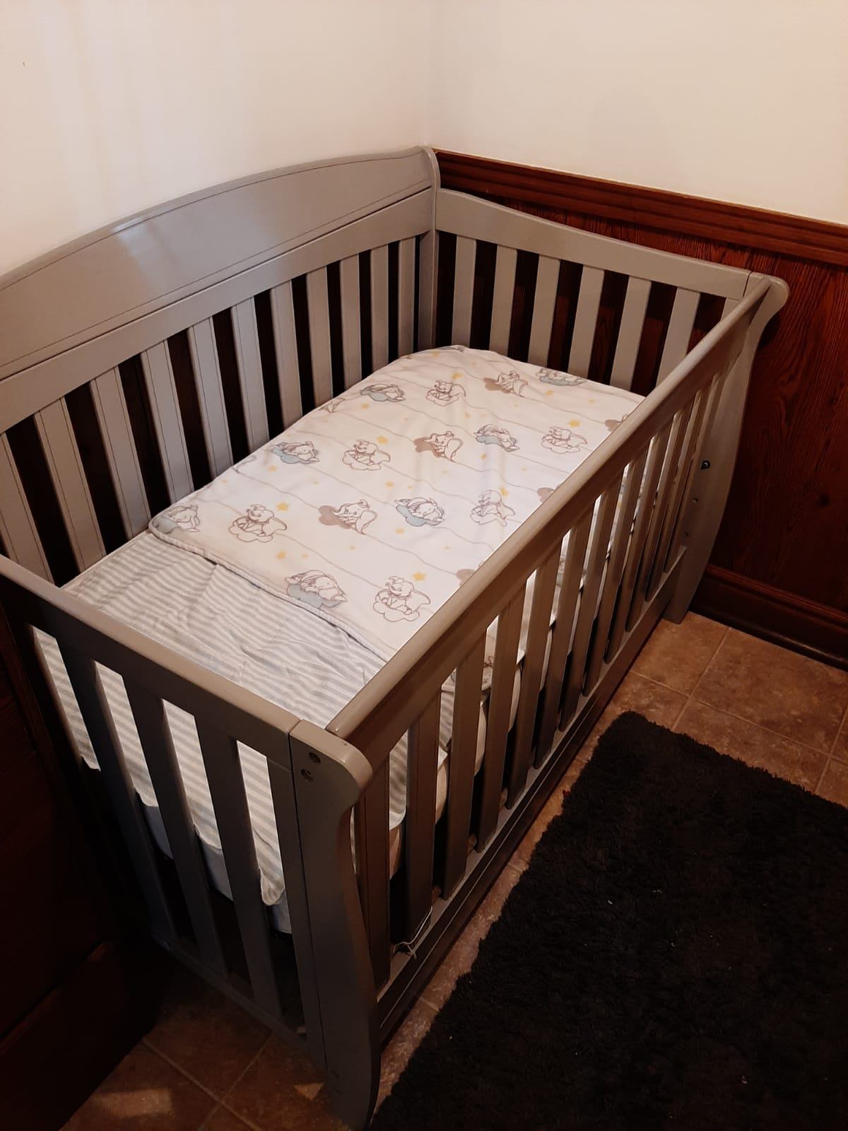 Colton 6-in-1 Convertible Crib