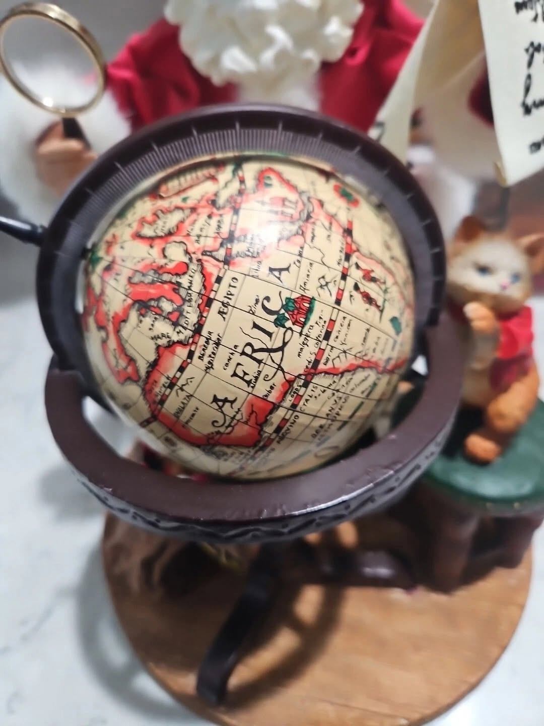 Kirkland Signature Fabric Maché Santa - photo 3