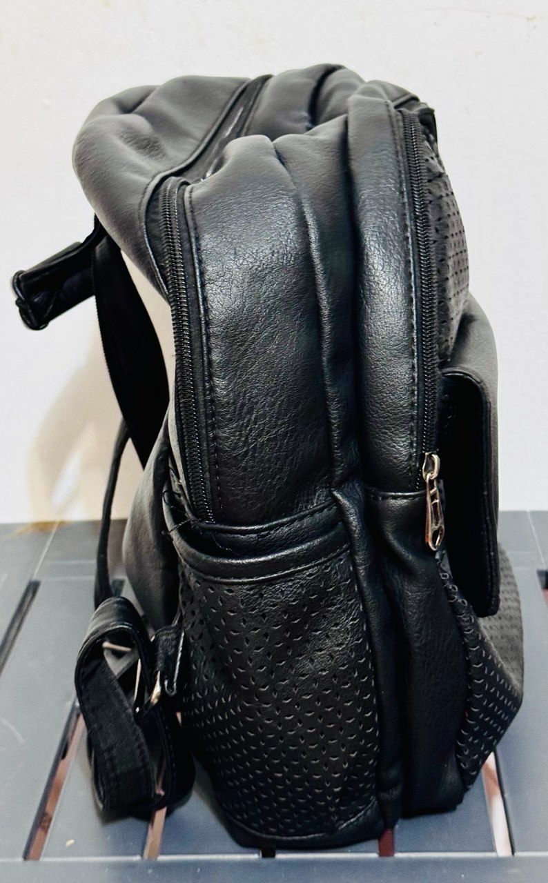 H.marcelo Black Backpack - photo 3