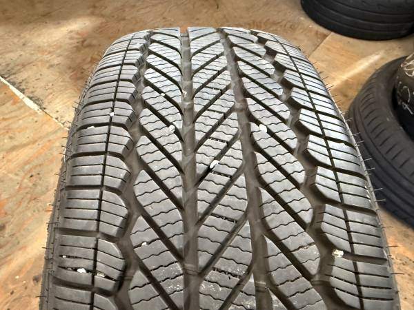 1 X single 235/55/18 M+S Bridgestone WeatherPeak with 90% tread - photo 3