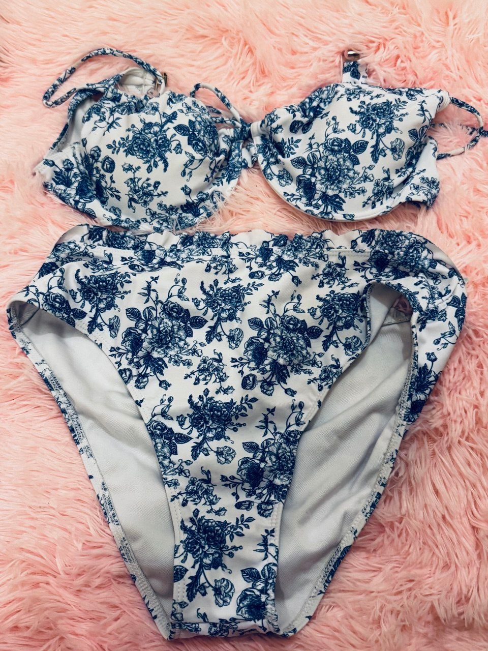 Assorted Women's Bikini Sets - photo 5