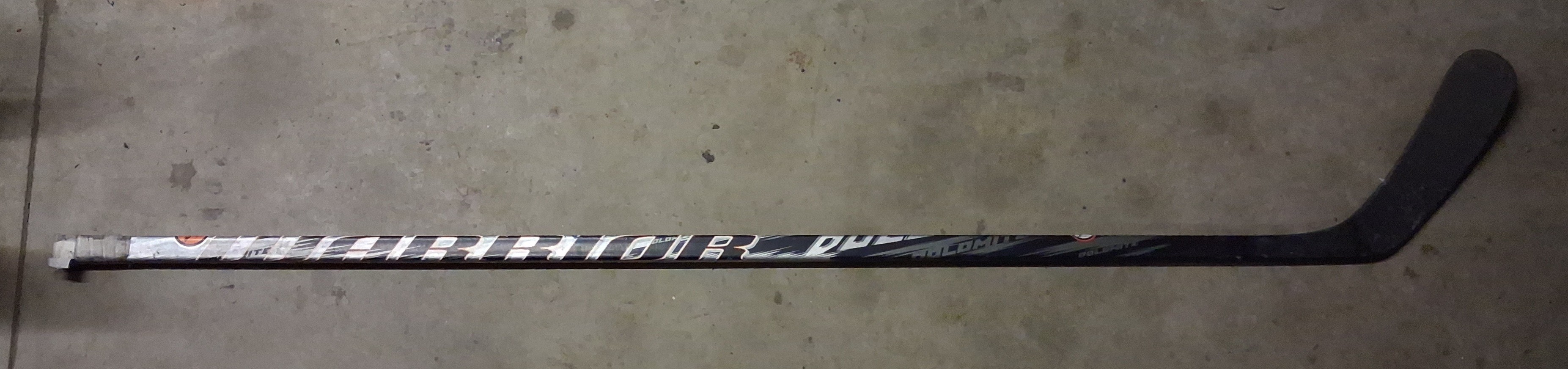 Lot of 4 used hockey sticks - sold as a lot - photo 3