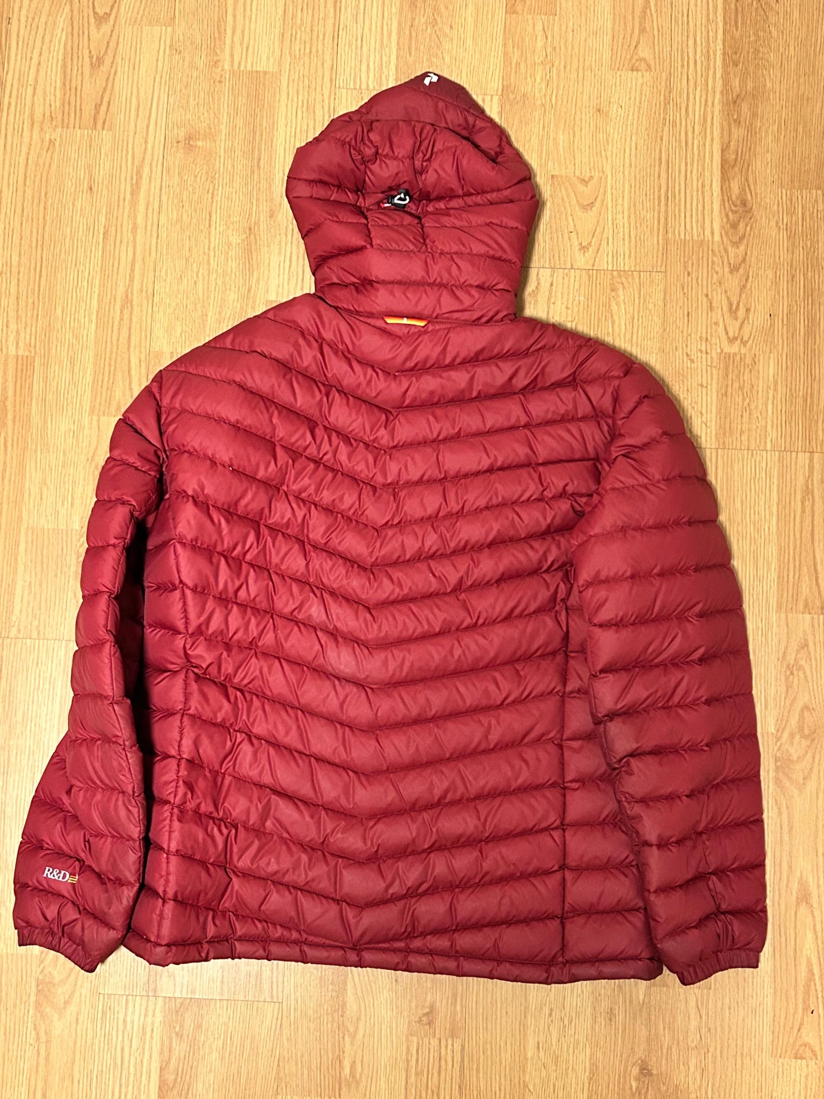PEAK PERFORMANCE "FROST" DOWN HOOD in rouge/red - photo 2