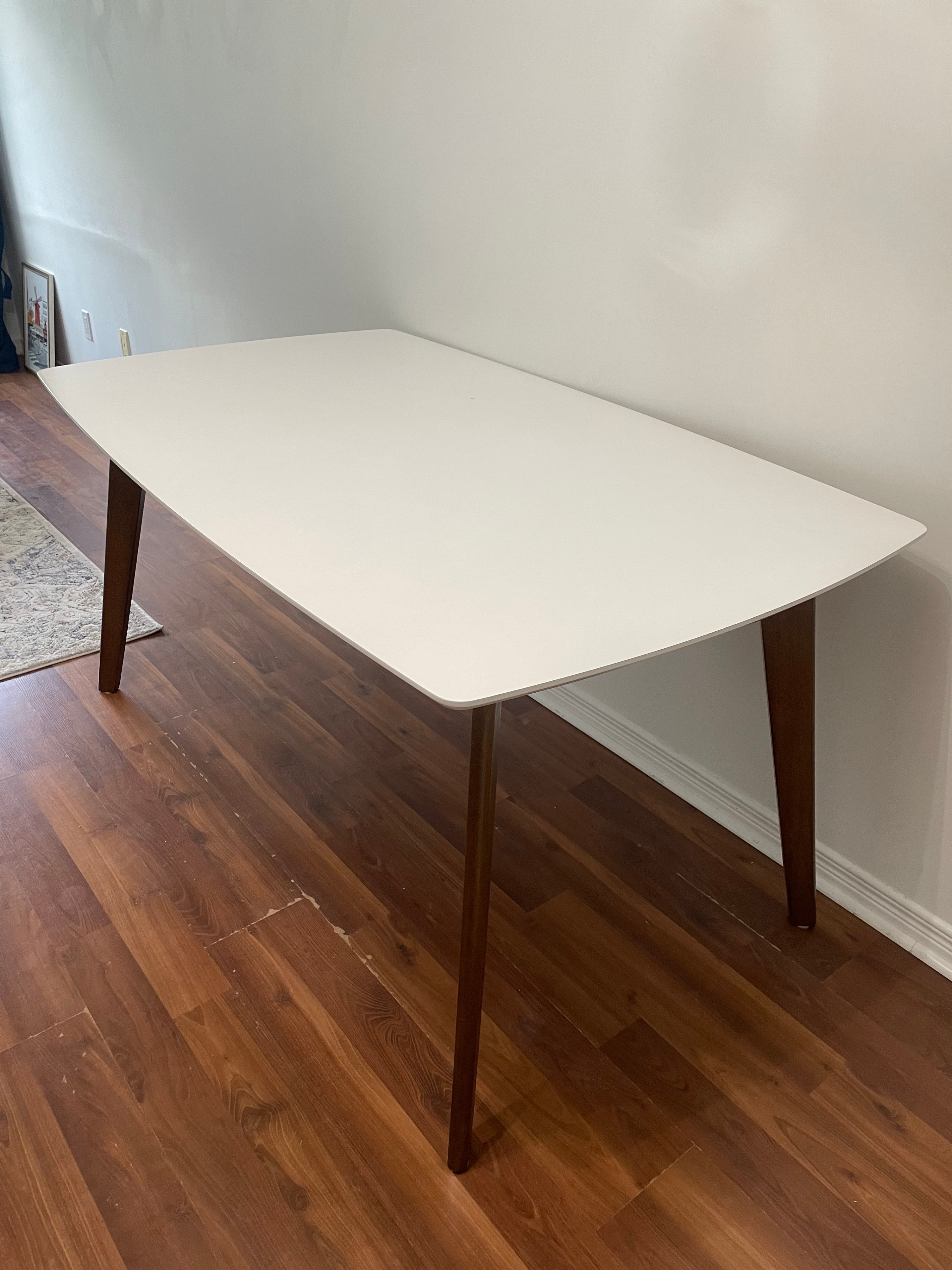 White dining table with wood legs - photo 2