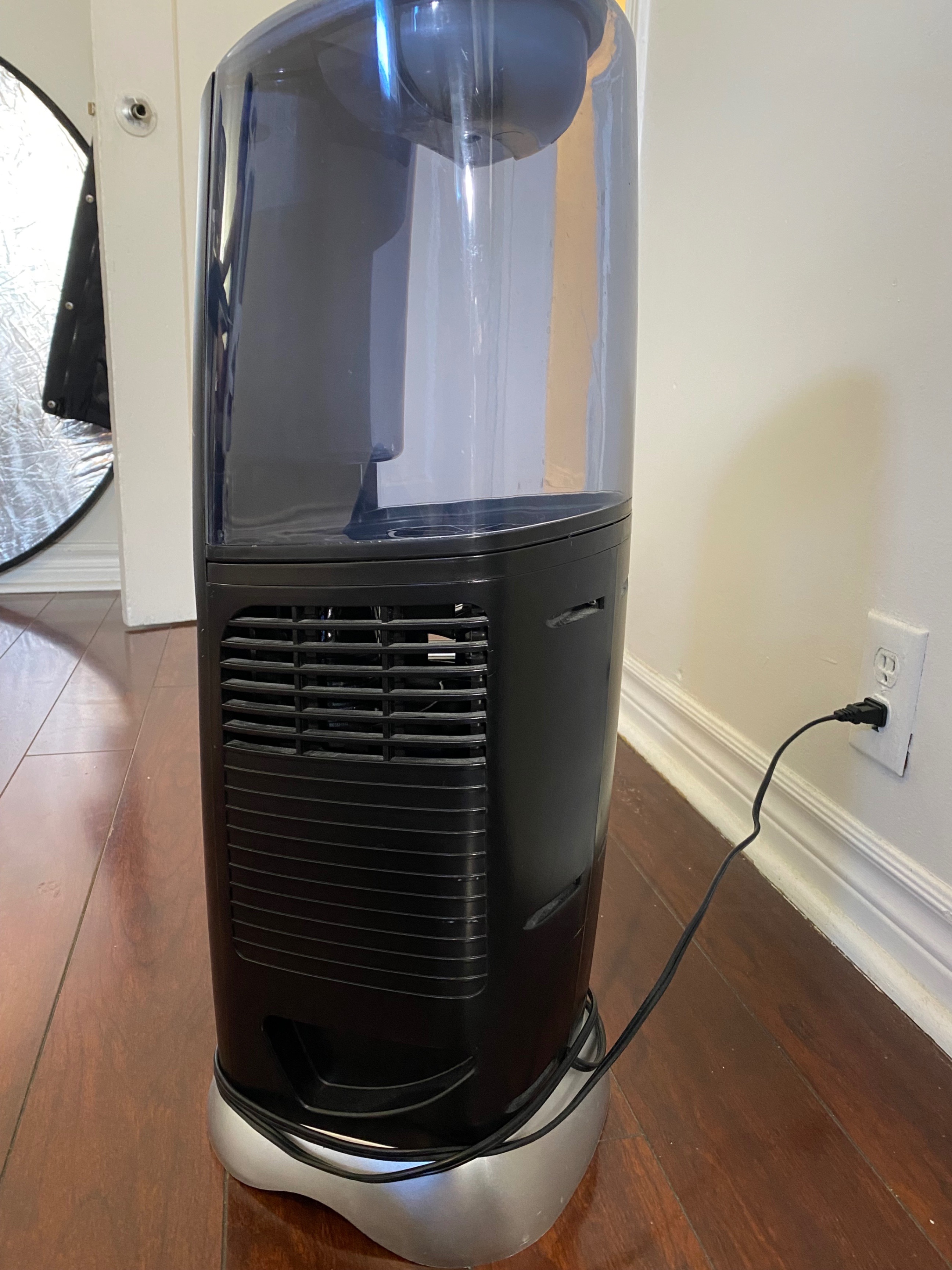 With filter - Honeywell Moisture UV Tower Humidifier, HCM-315T - photo 4