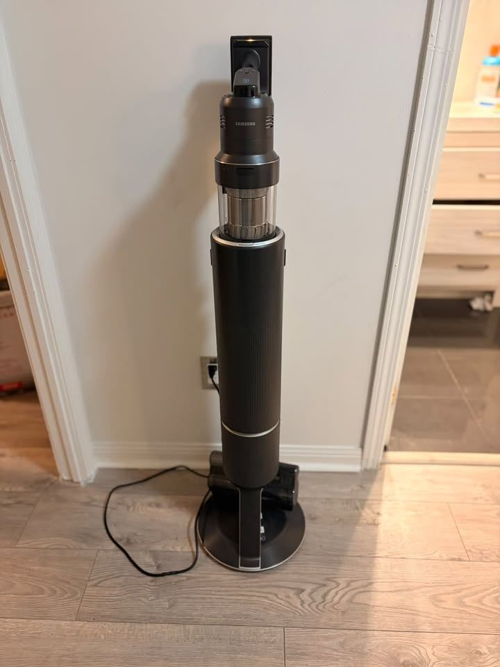 Samsung AI Jet Cordless Stick Vacuum | PRICED TO MOVE - photo 2