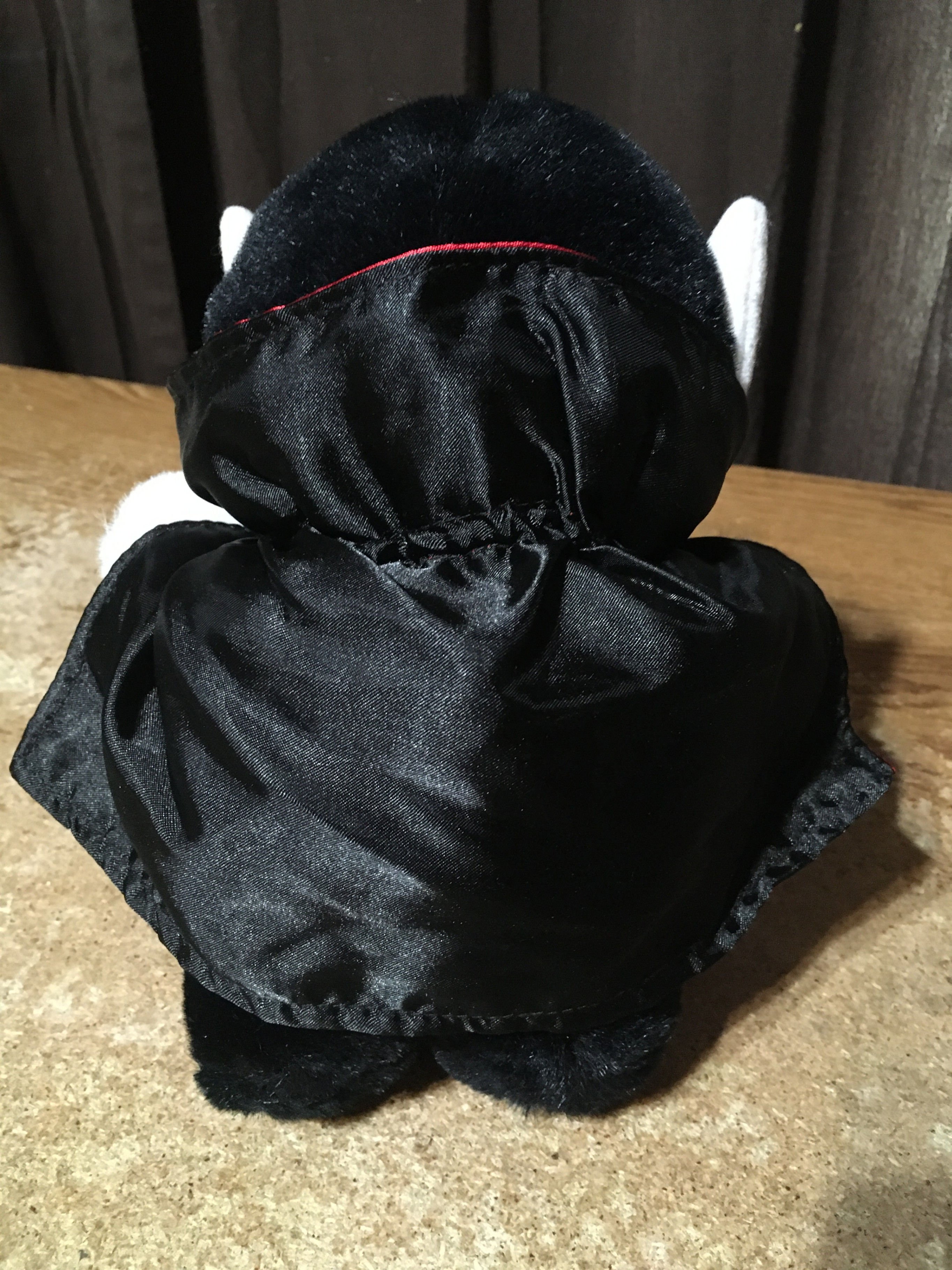 1988 WONDER TOYS COUNT DRACULA VAMPIRE PLUSH HALLOWEEN 9.5" - photo 2