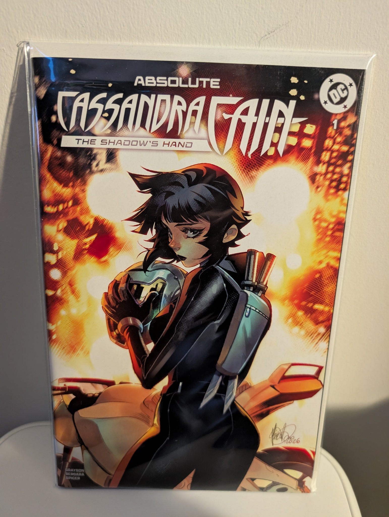 Absolute Cassandra Cain: The Shadow's Hand #1