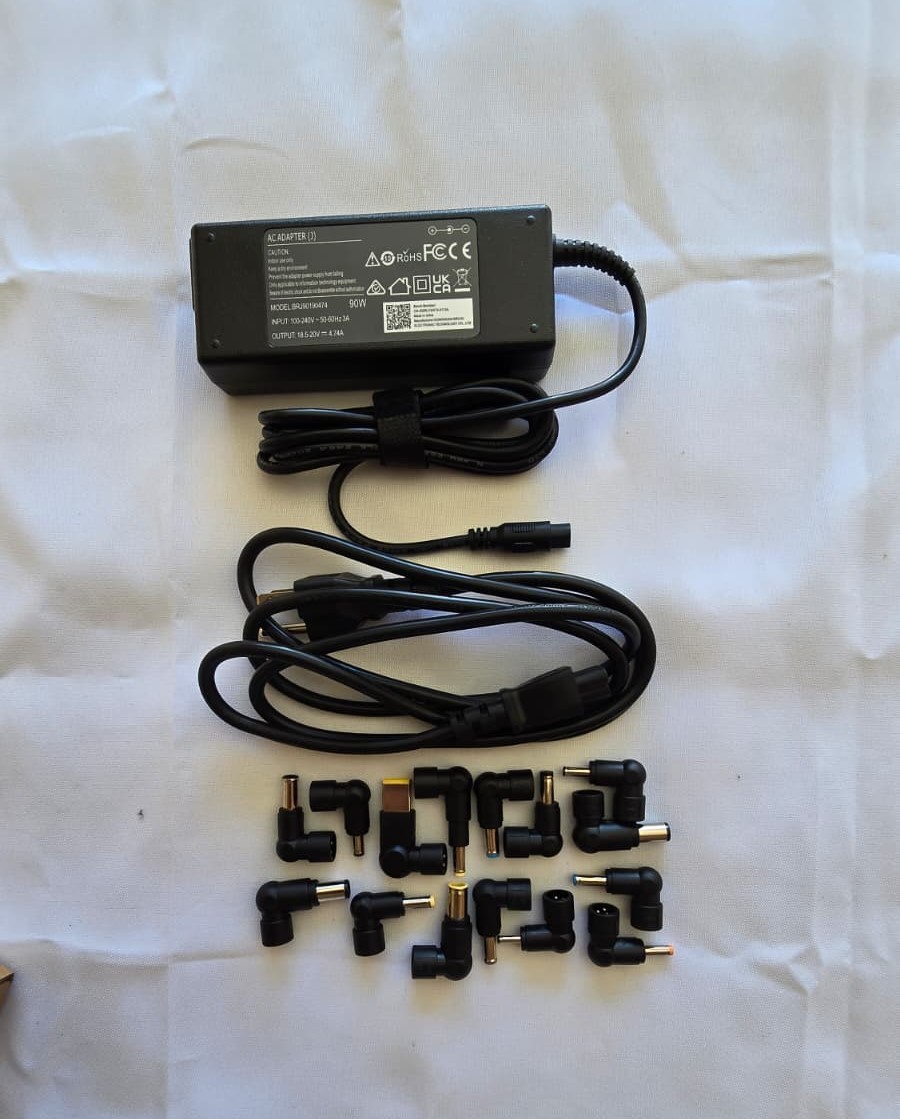 90W Universal Laptop Charger - photo 5