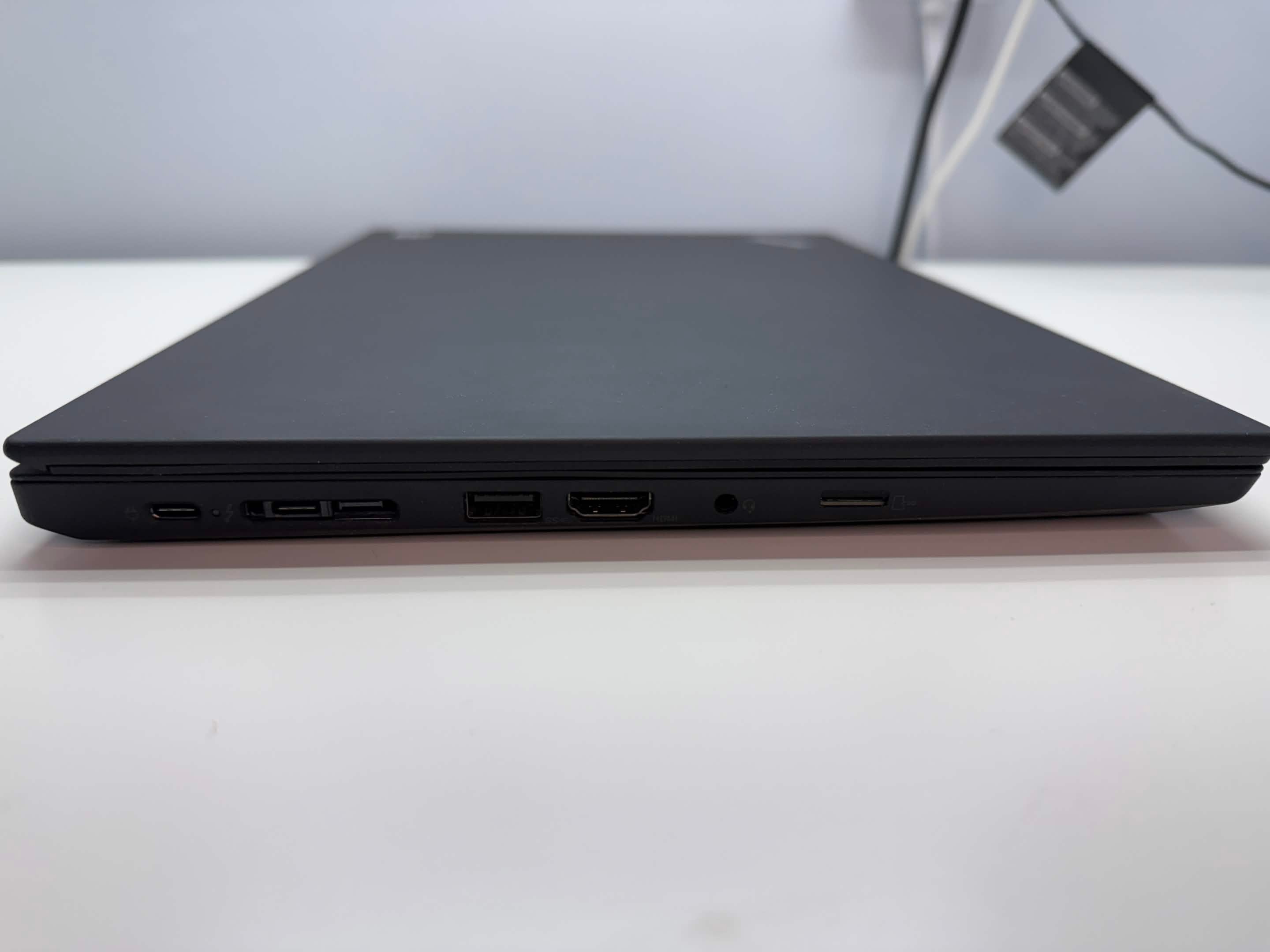 Lenovo ThinkPad T490 Laptop (No charger) - photo 5