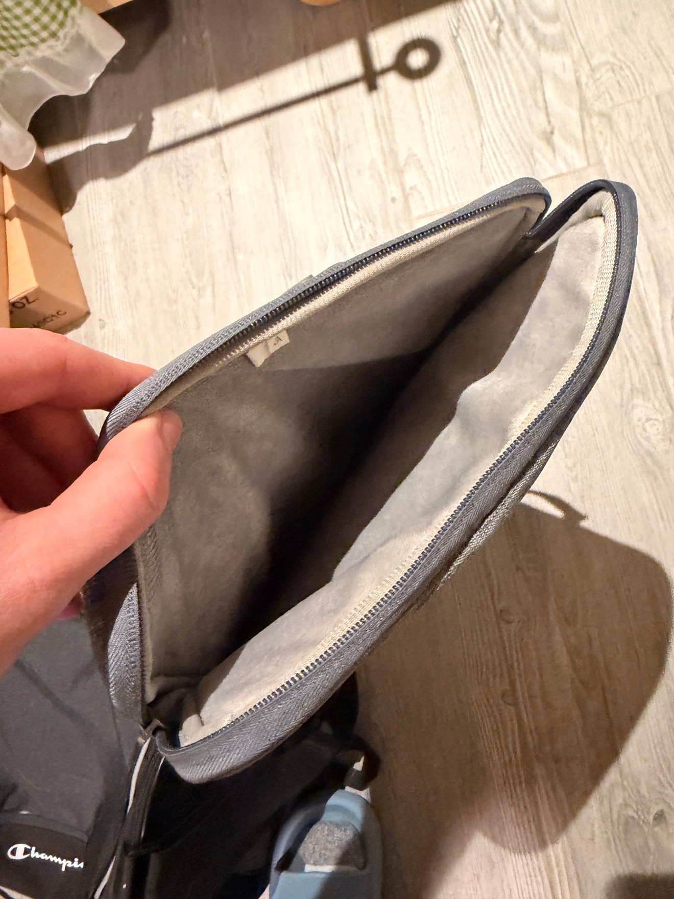 13" Laptop Sleeve Bag — Grey, Fleece-Lined, With Handle - photo 3
