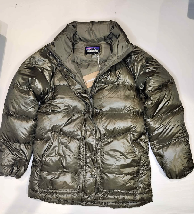 Patagonia "Raven Rocks" Down Coat Size Small *BNWT** - photo 2