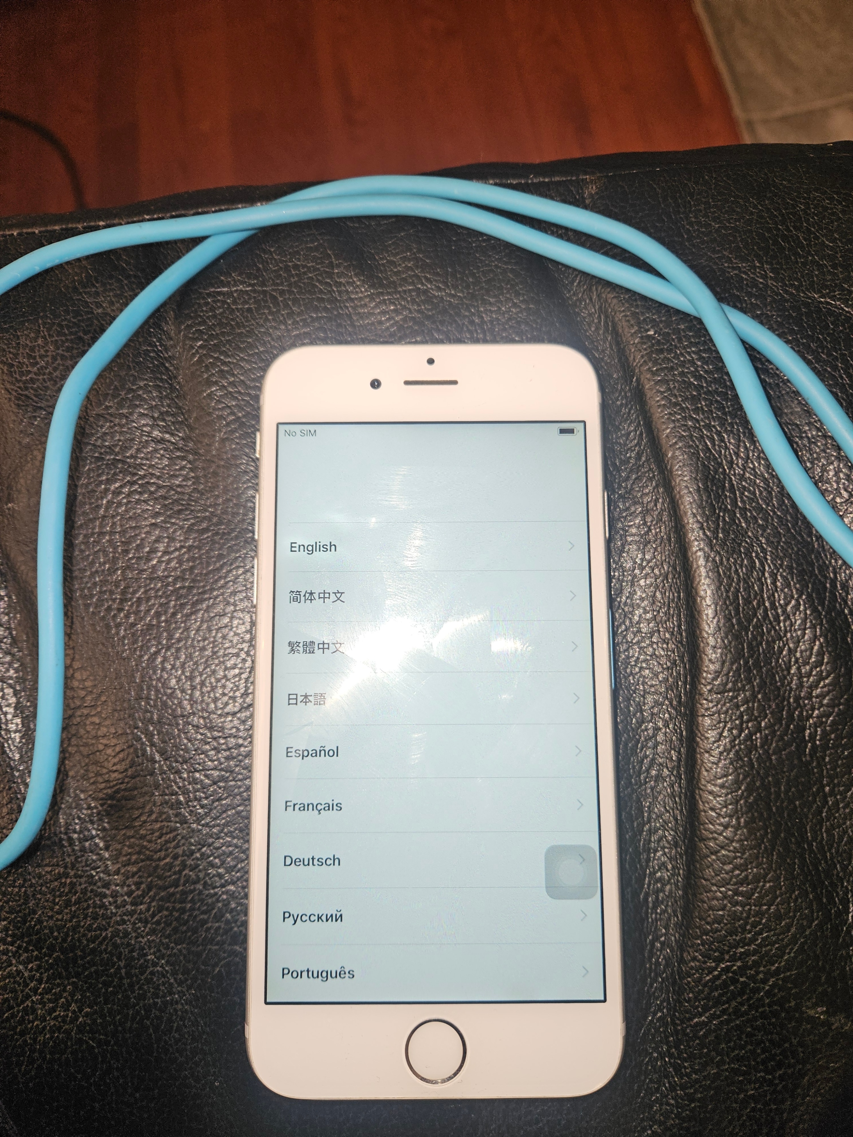 IPHONE 6 SILVER 16 GB --FOR PARTS