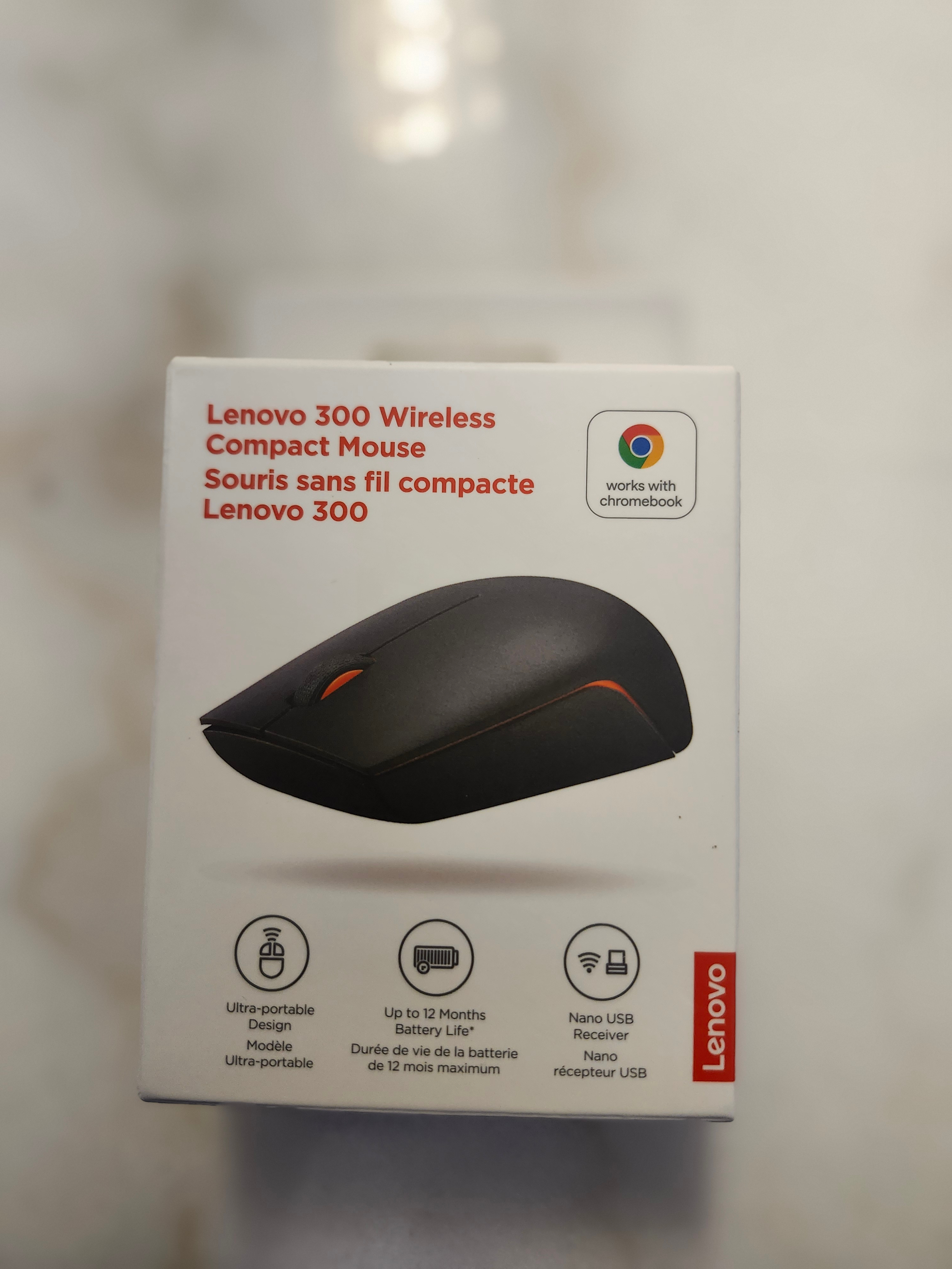 Lenovo 300 Wireless Compact Mouse