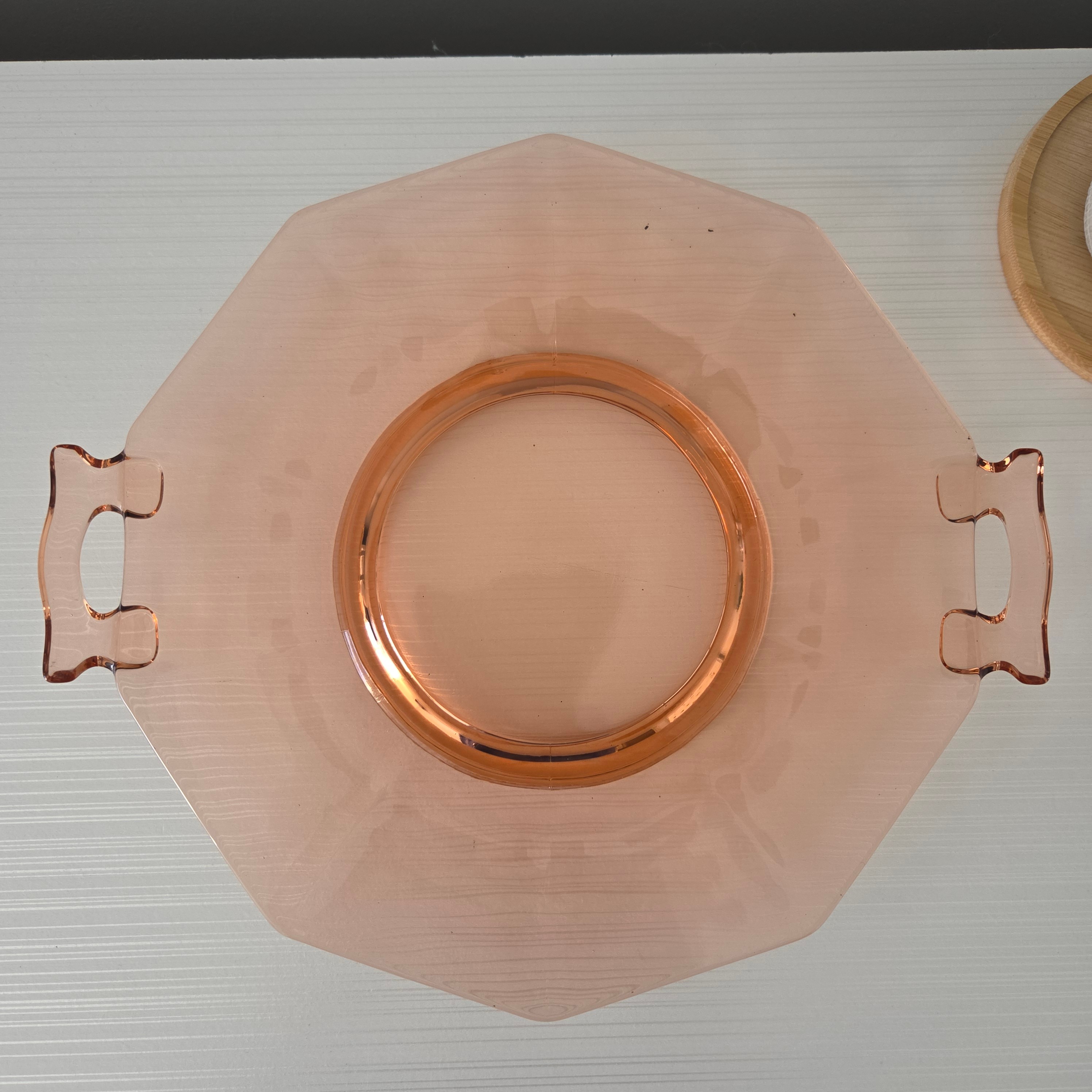 Vintage Pink Depression Glass Sandwich Platter - Pre-Loved! ✨ - photo 2